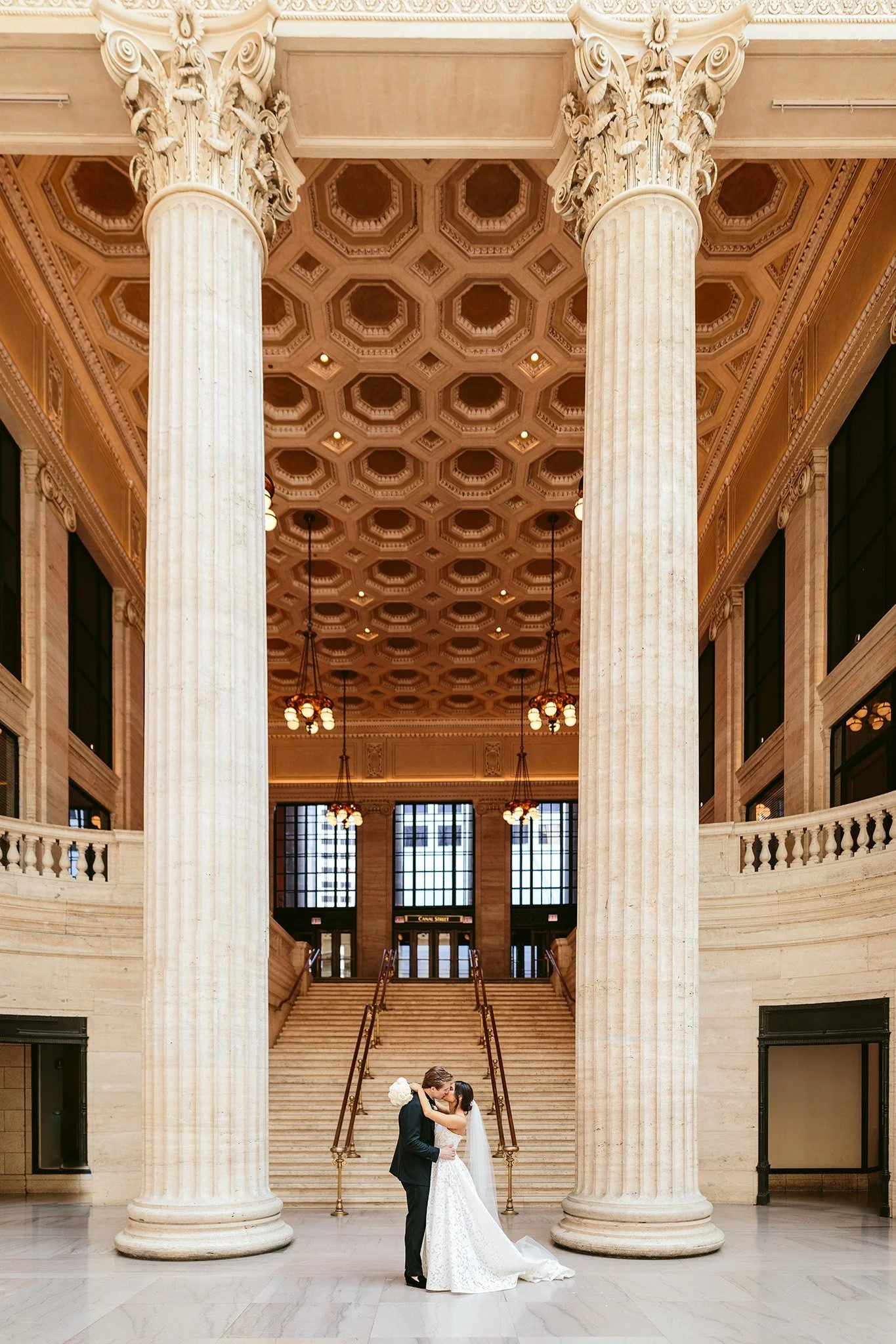 NicodemCreative-CityHallChicagoWedding-045.jpg