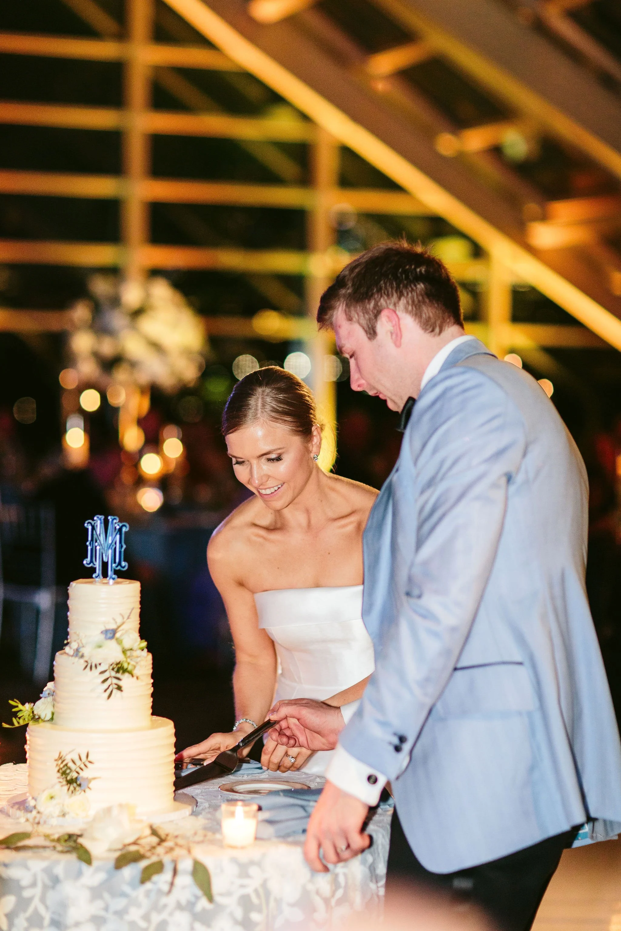 cake cutting at adler planetarium wedding