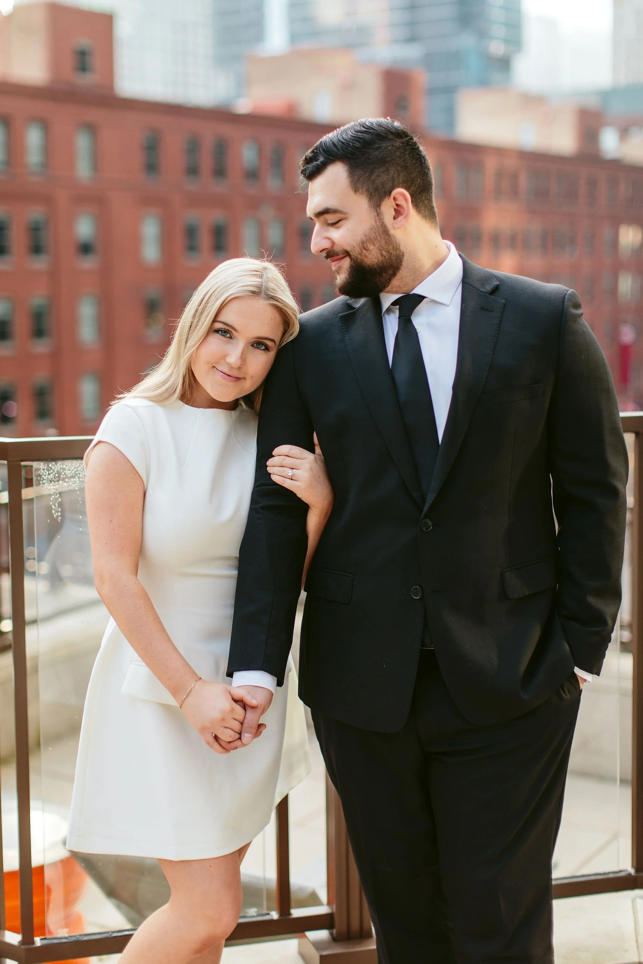 NicodemCreative-ChicagoPenthouseEngagementSession-015.JPG