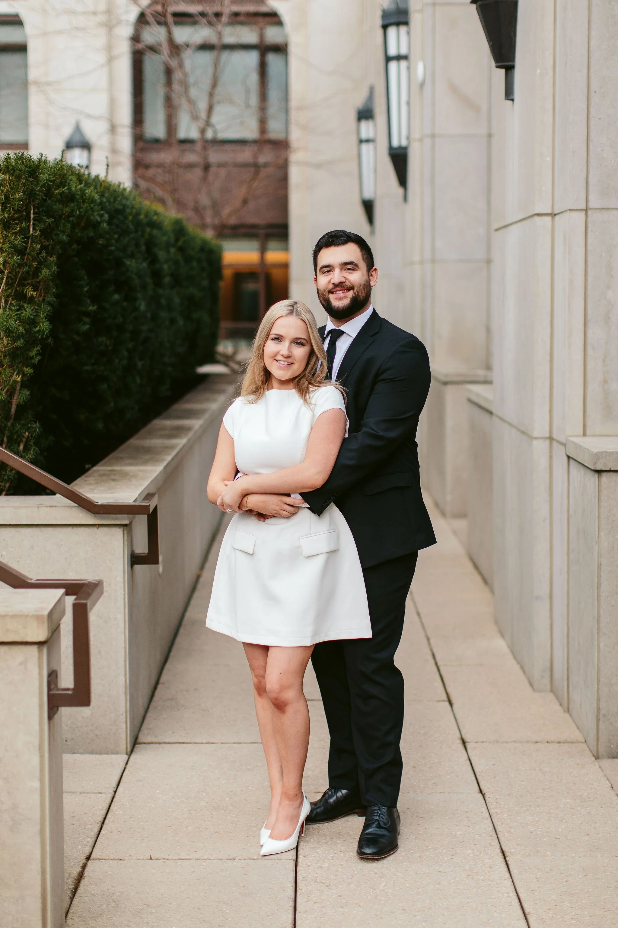 NicodemCreative-ChicagoPenthouseEngagementSession-021.JPG