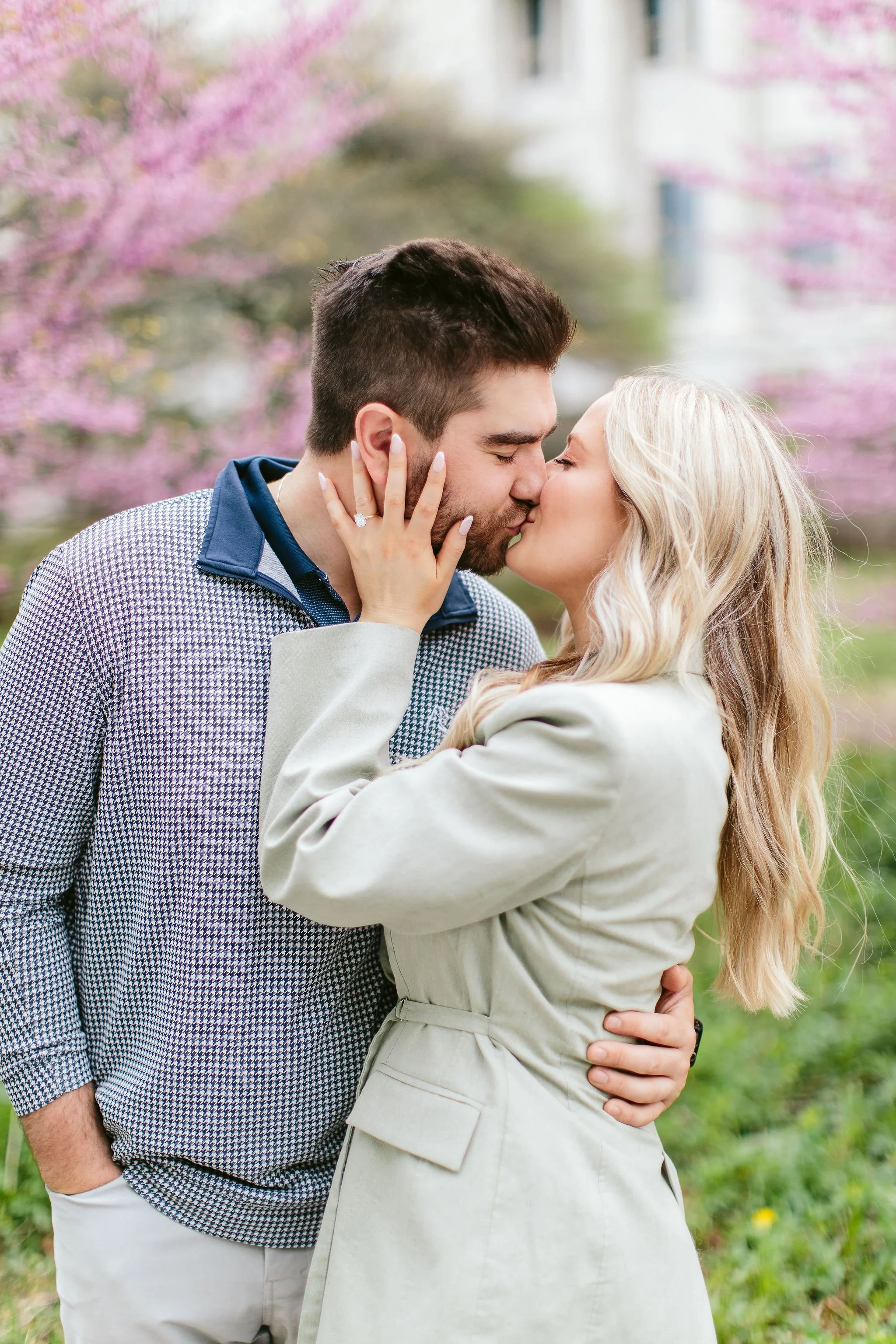 shedd aquarium engagement photographers