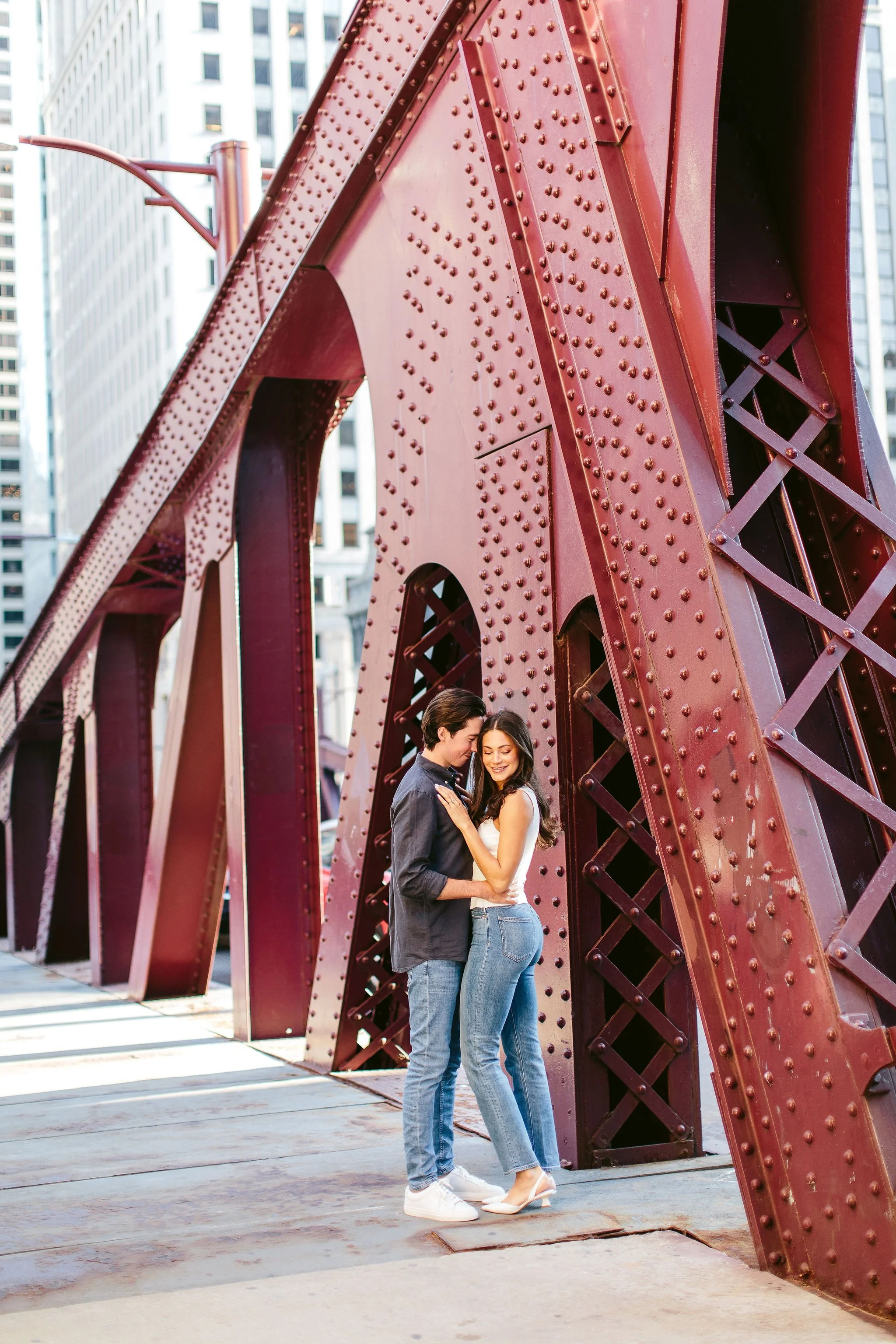 lasalle street bridge engagement session