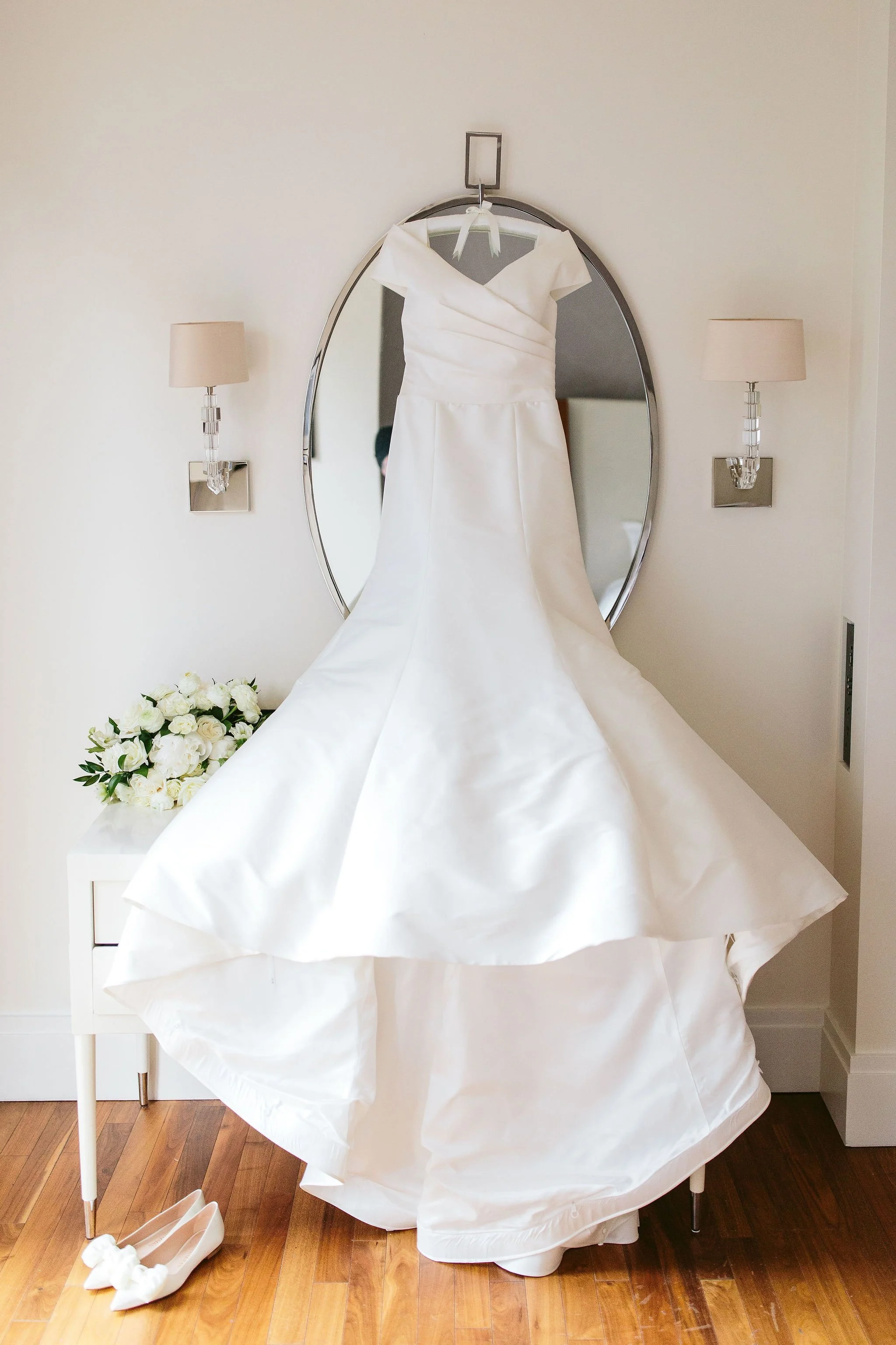 NicodemCreative-TheaterontheLake-ChicagoWedding-005.JPG