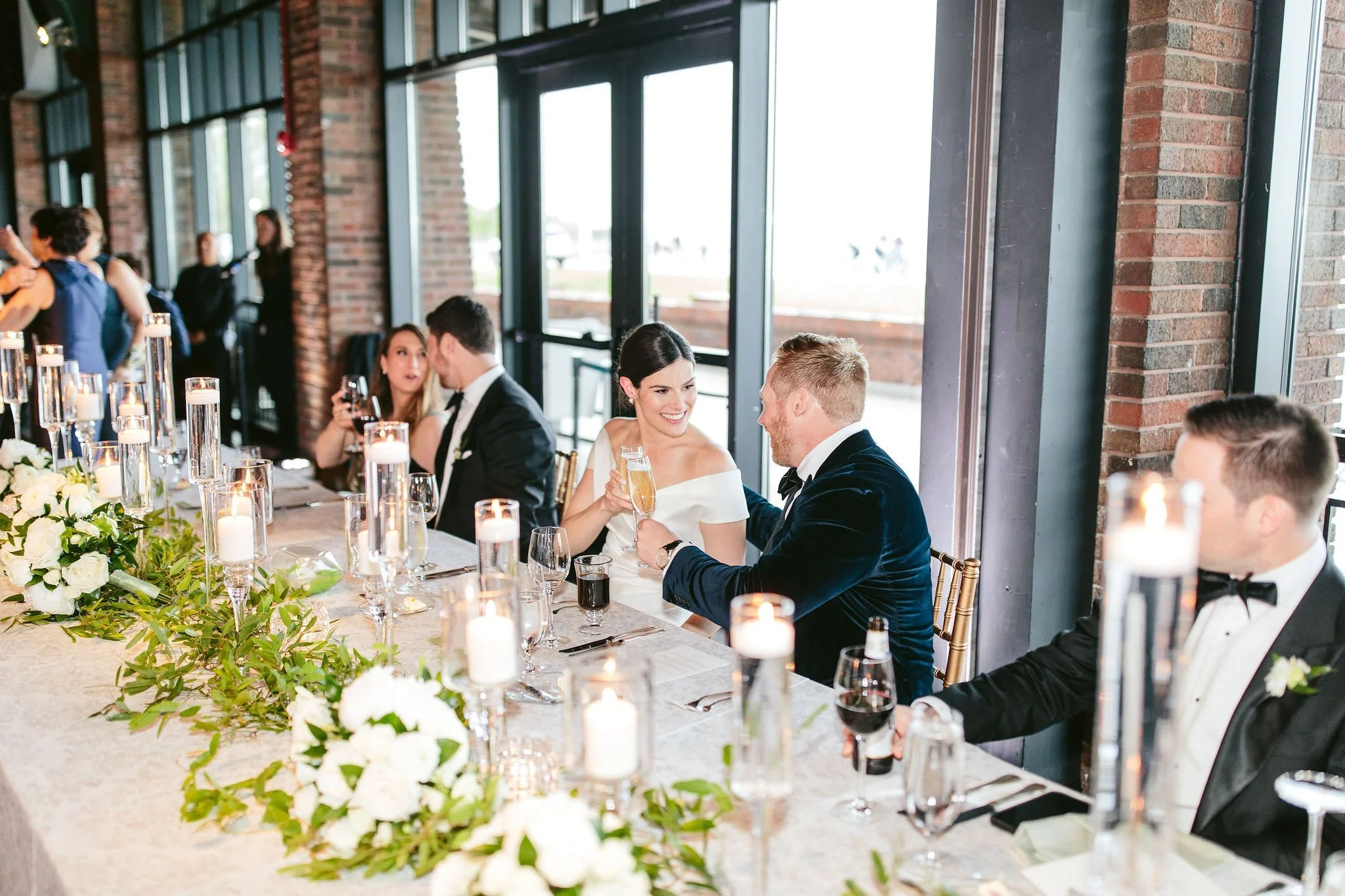 NicodemCreative-TheaterontheLake-ChicagoWedding-059.JPG