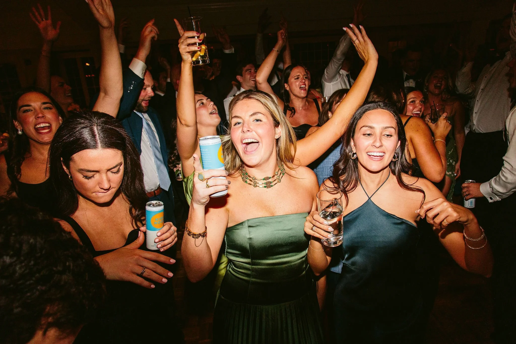 NicodemCreative-NorthShoreCountryClubWedding-063.JPG