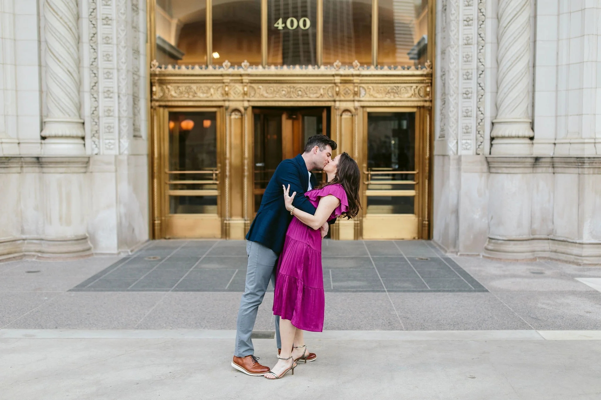 wrigley building chicago engagement session