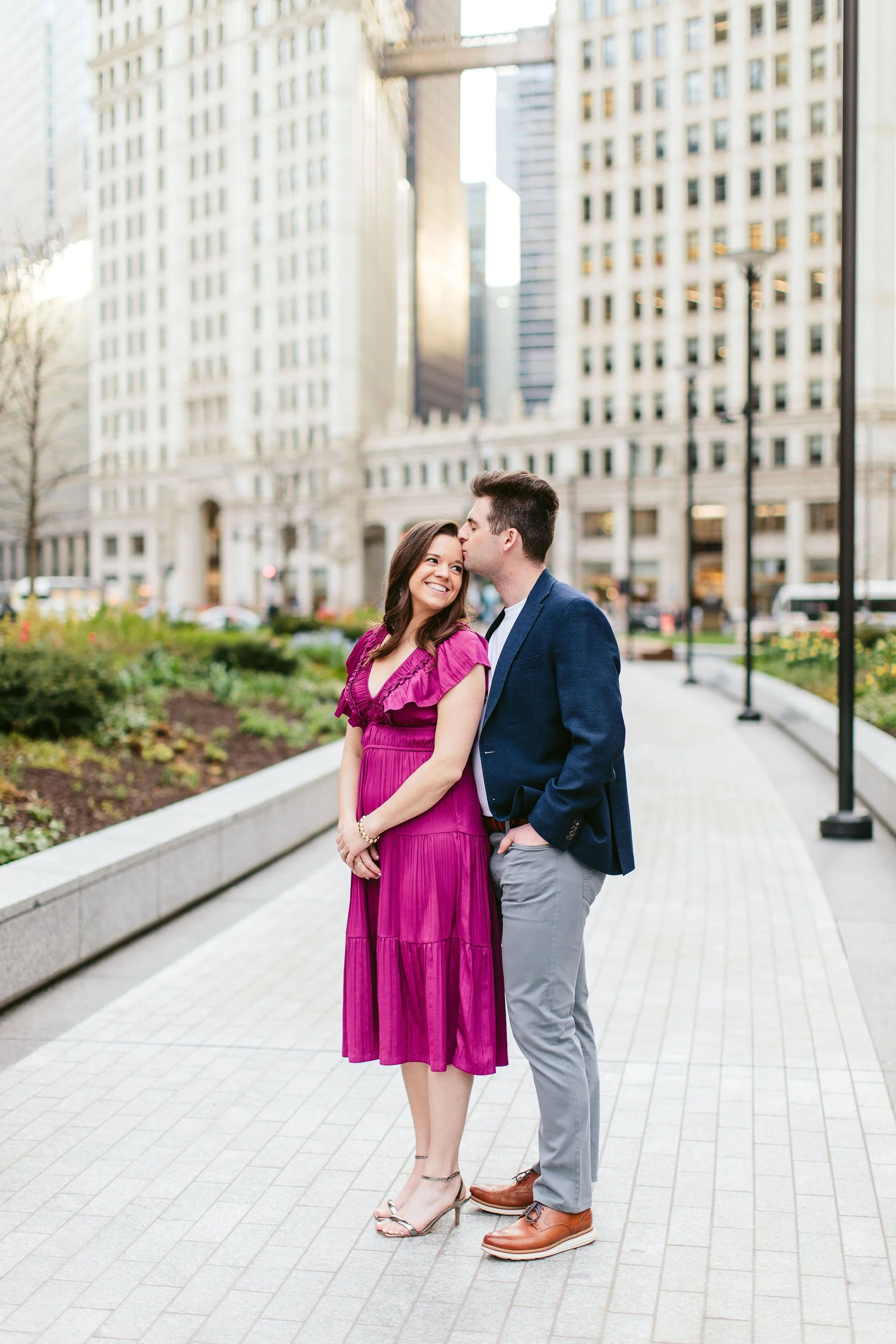 riverwalk chicago engagement session