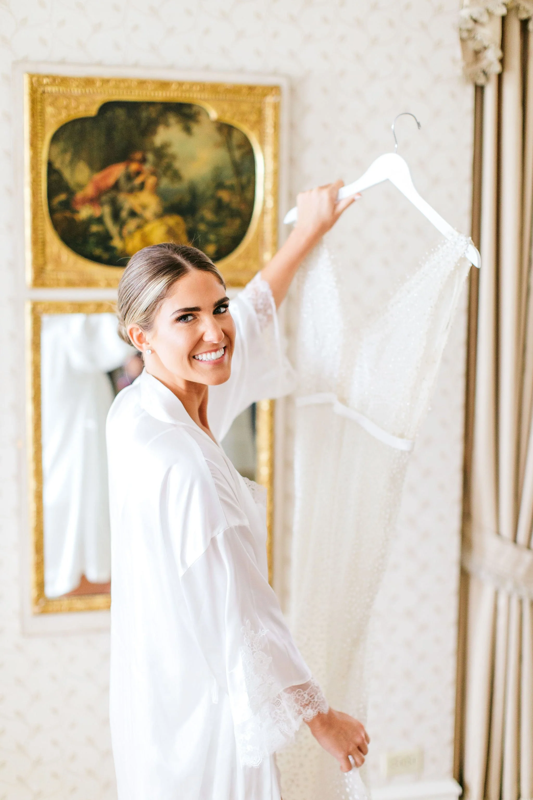 bride with dress at drake hotel
