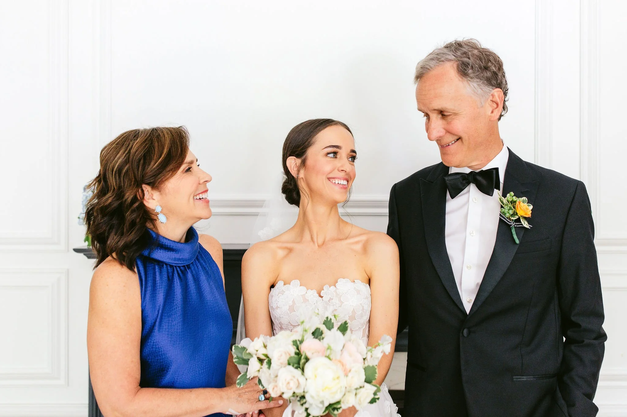 bride with parents winnetka wedding