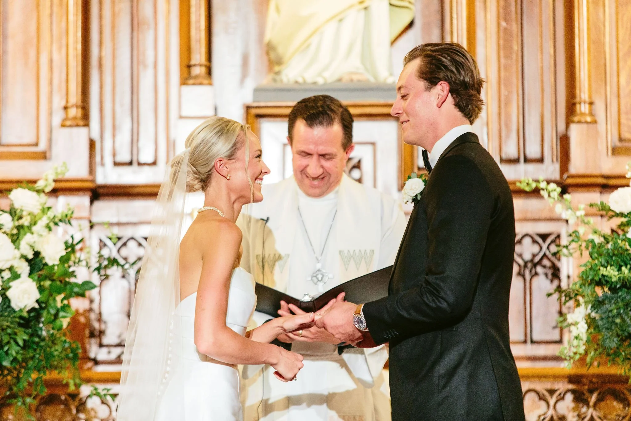 wedding ceremony at St. James Lutheran Church