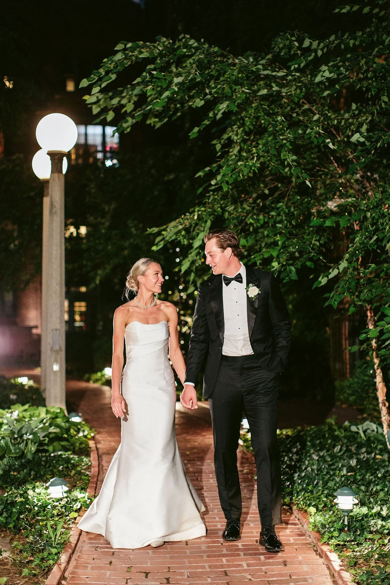 nighttime photos at ivy room