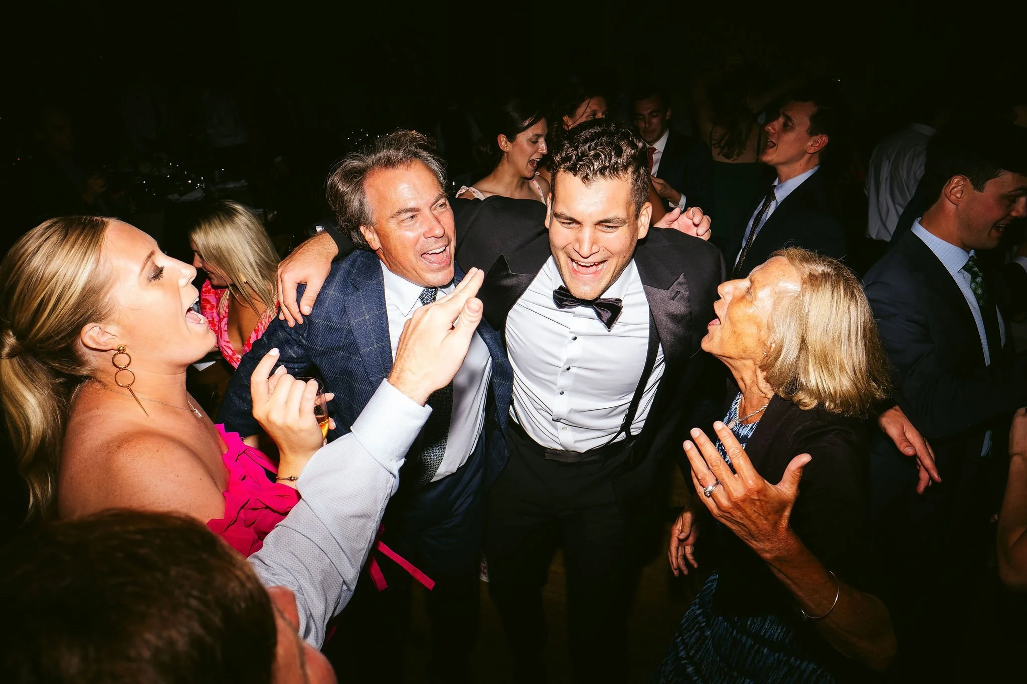 groom dancing at ivy room