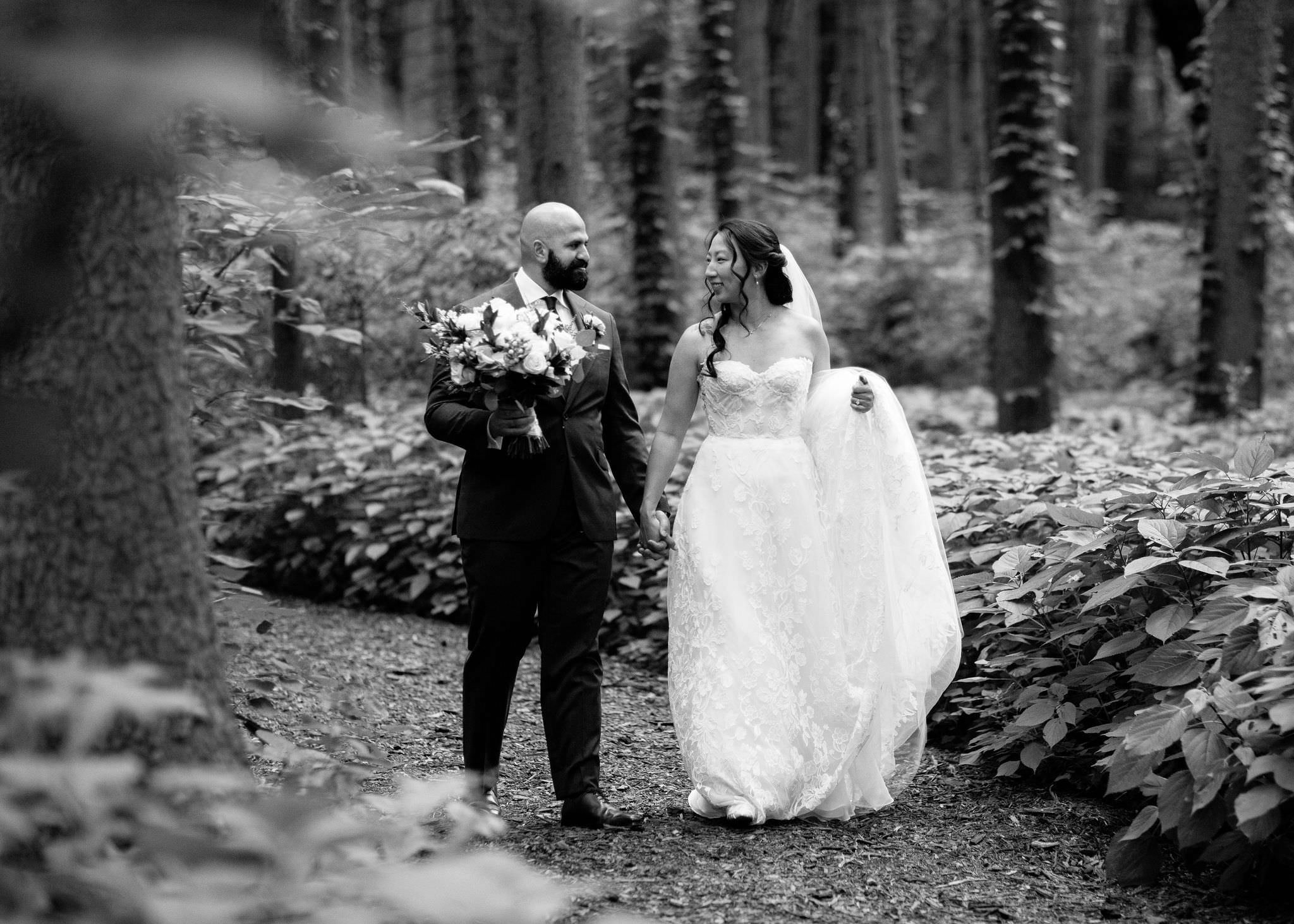 NicodemCreative-TheMortonArboretumWedding-017.JPG
