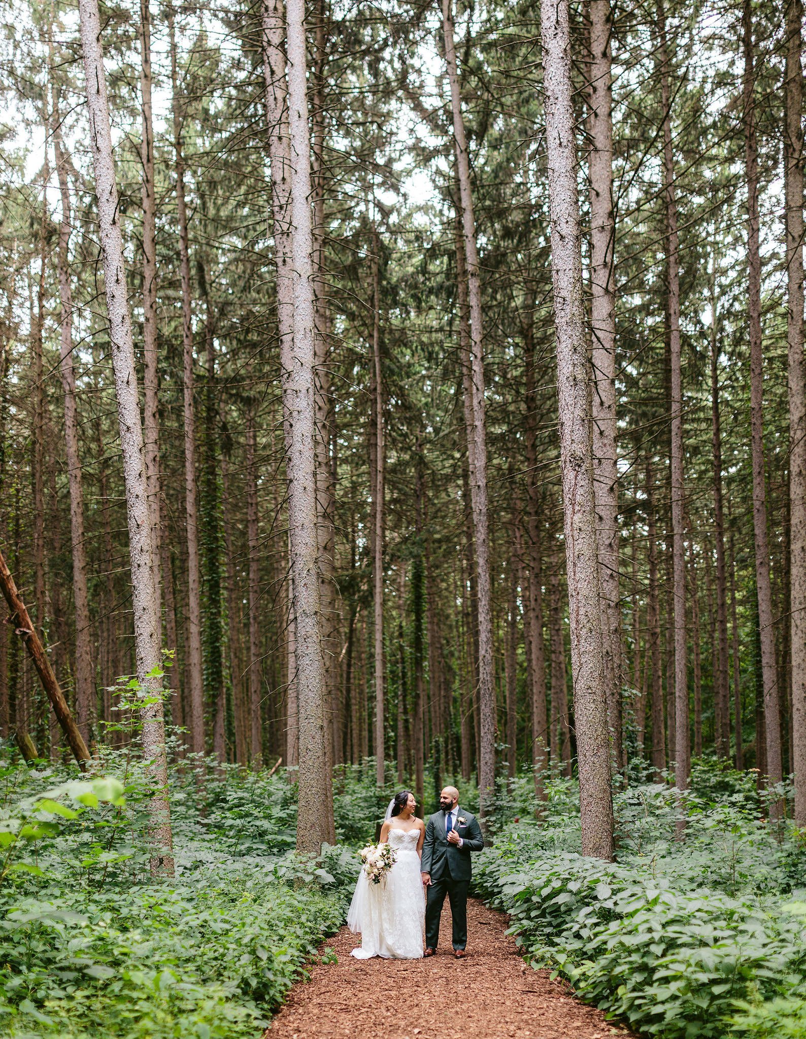 NicodemCreative-TheMortonArboretumWedding-019.jpg
