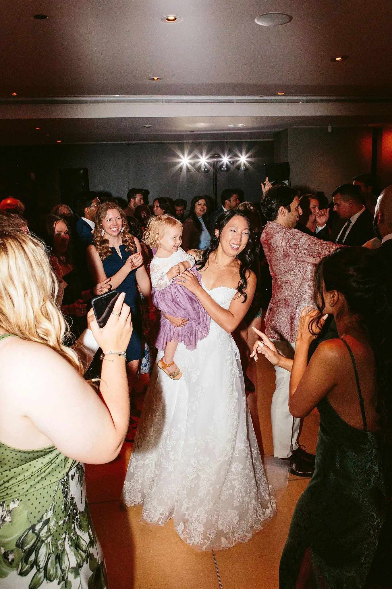 NicodemCreative-TheMortonArboretumWedding-047.jpg