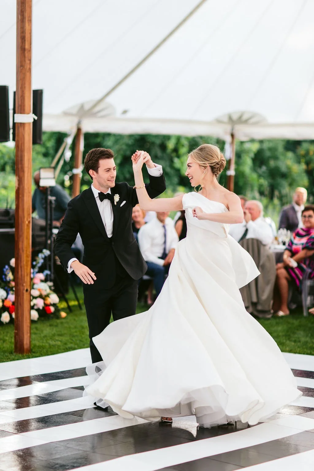 horseshoe bay golf club first dance