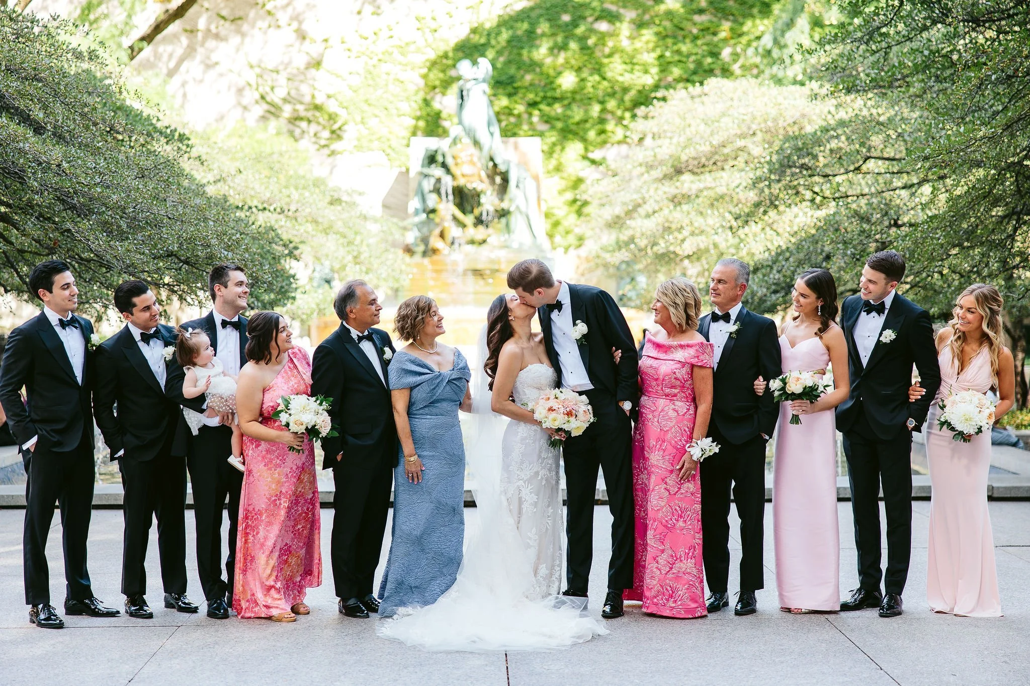 family wedding photo at art institute gardens
