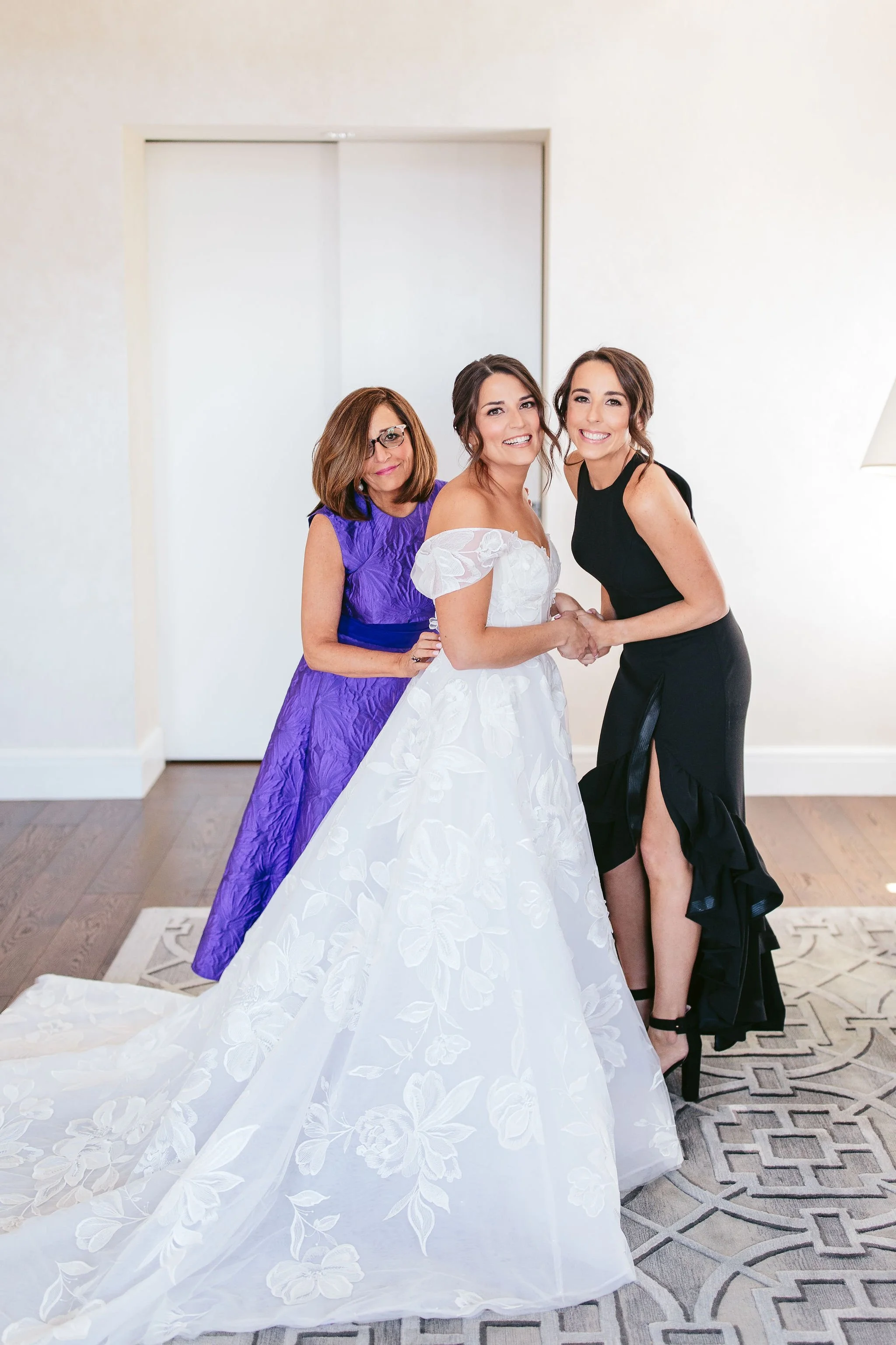 NicodemCreative-TheIntercontinentalChicagoWedding-011.JPG