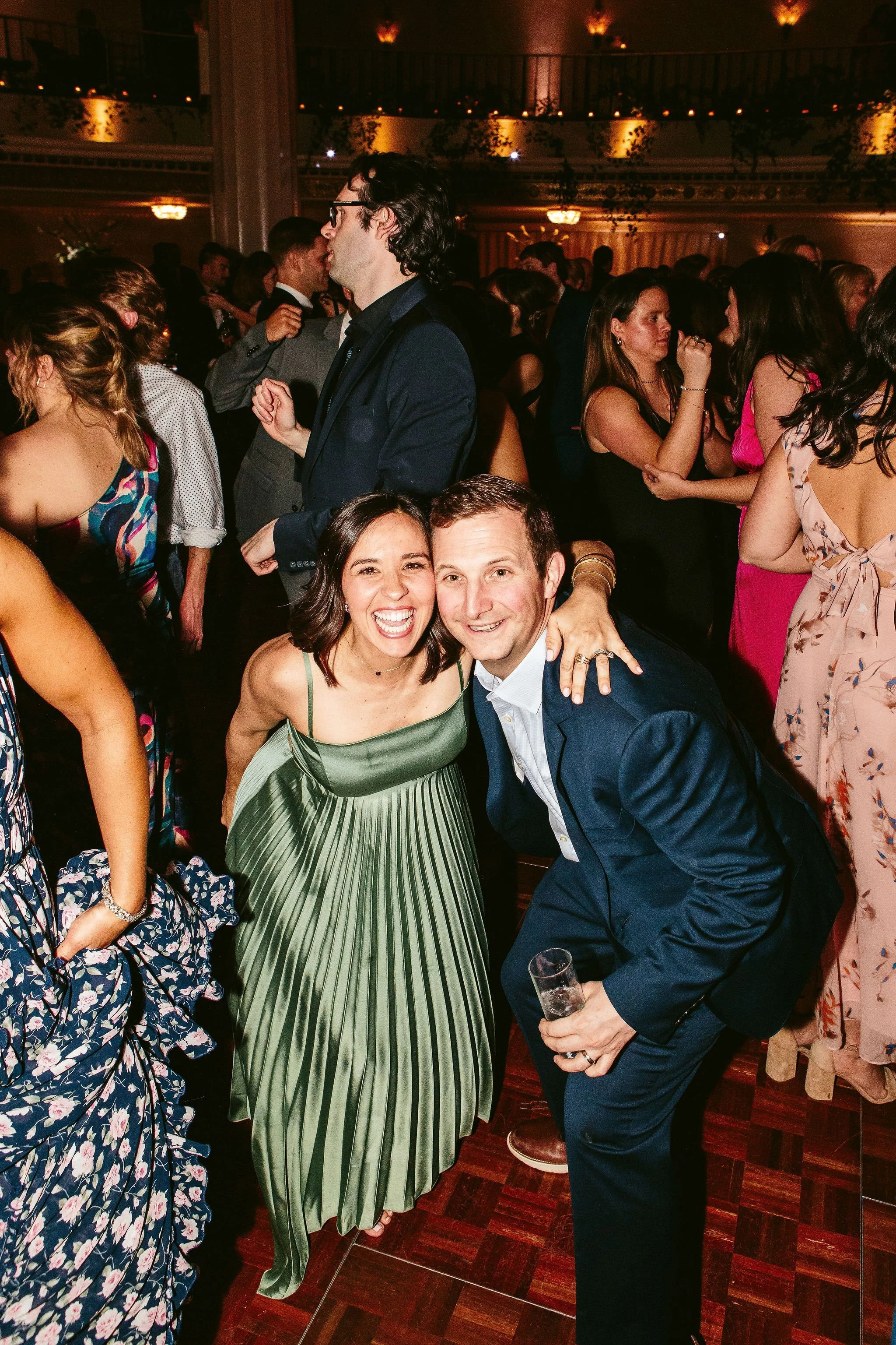 NicodemCreative-TheIntercontinentalChicagoWedding-054.JPG