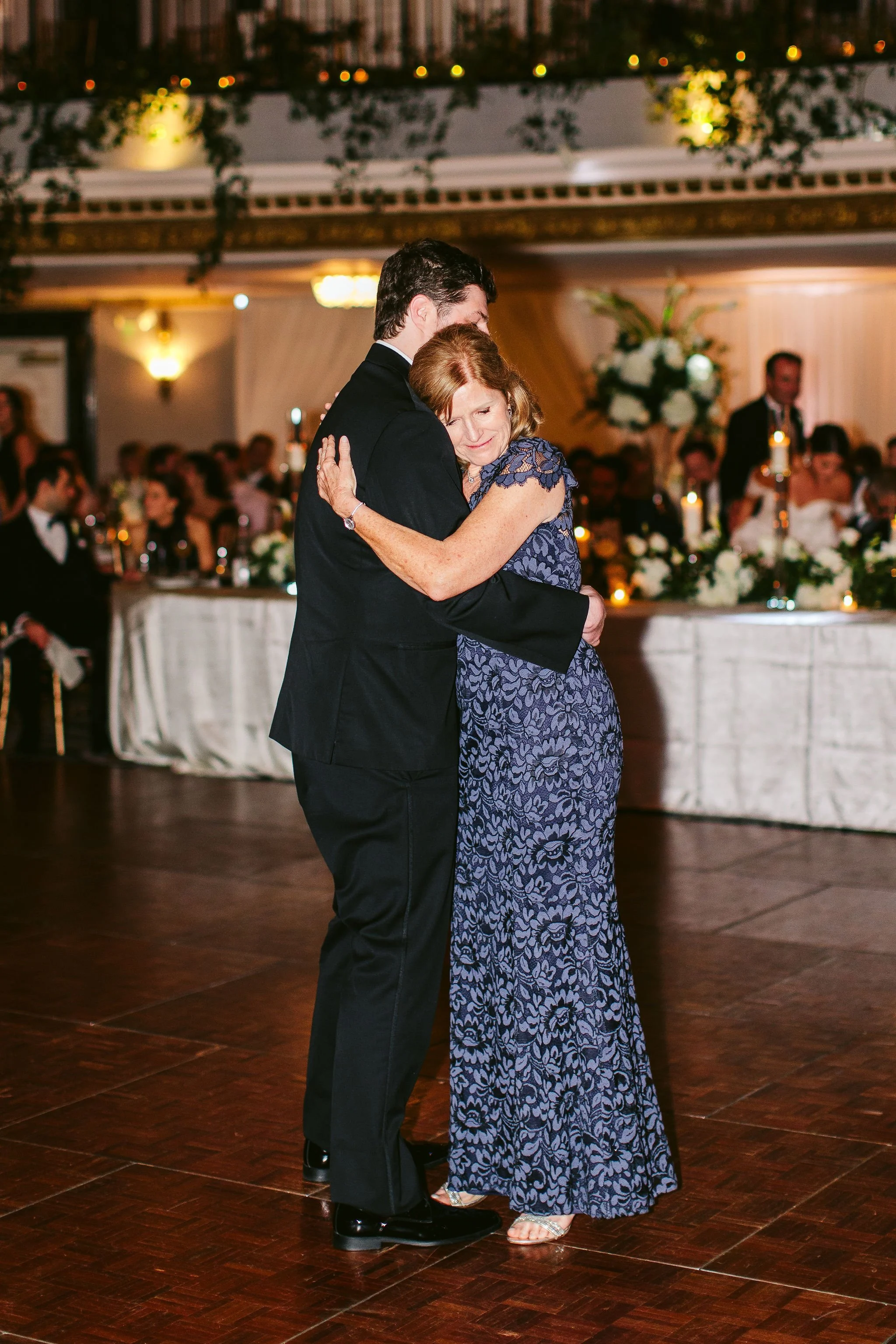 NicodemCreative-TheIntercontinentalChicagoWedding-068.JPG
