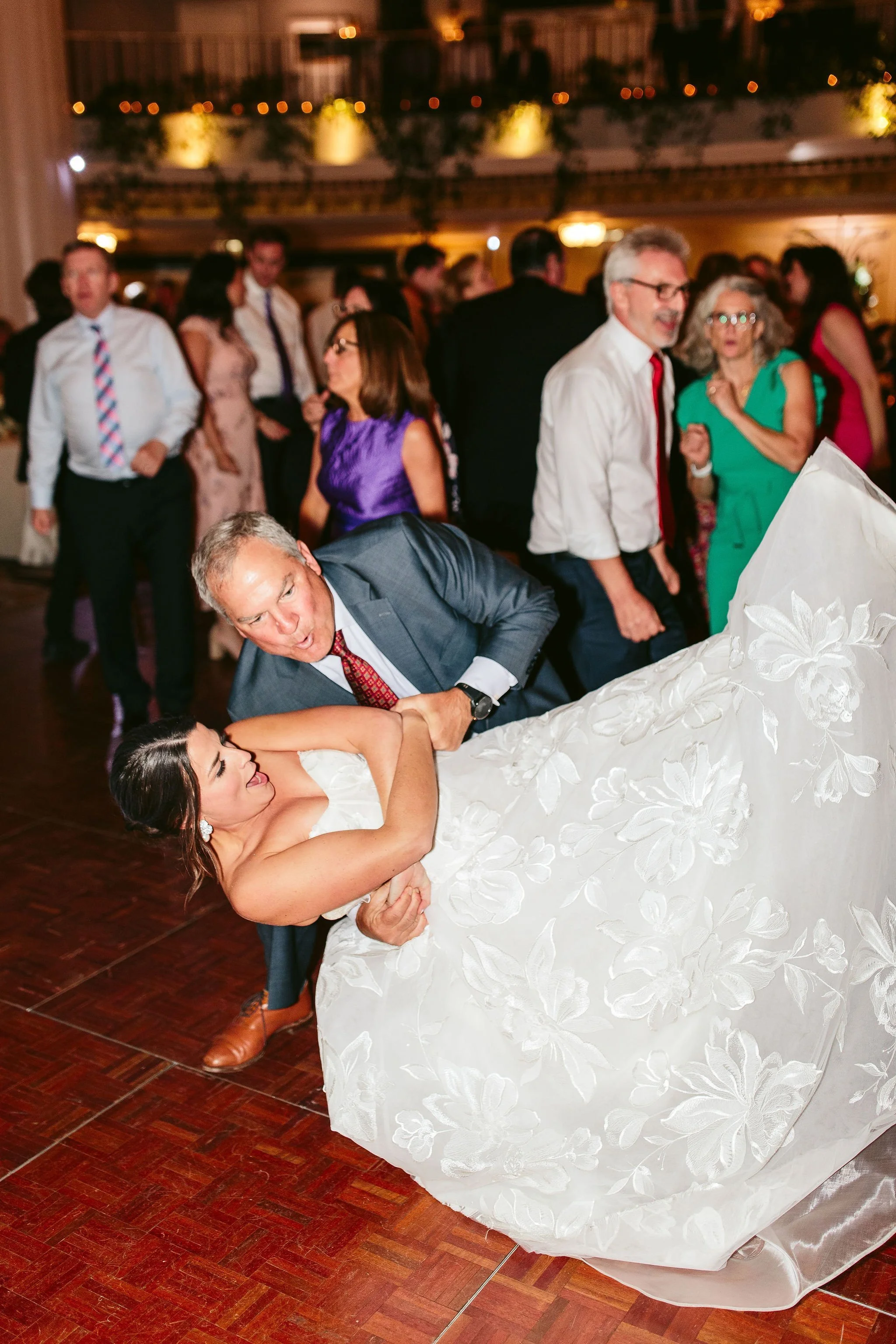 NicodemCreative-TheIntercontinentalChicagoWedding-063.JPG