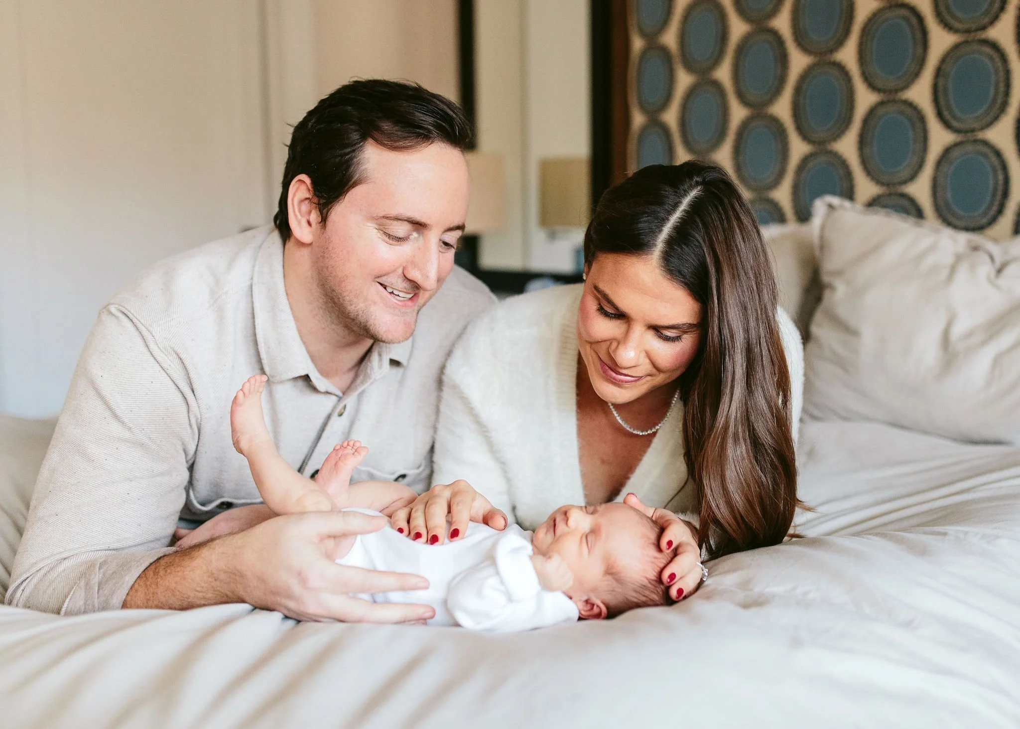 Darling Holiday Newborn Session in Chicago, IL