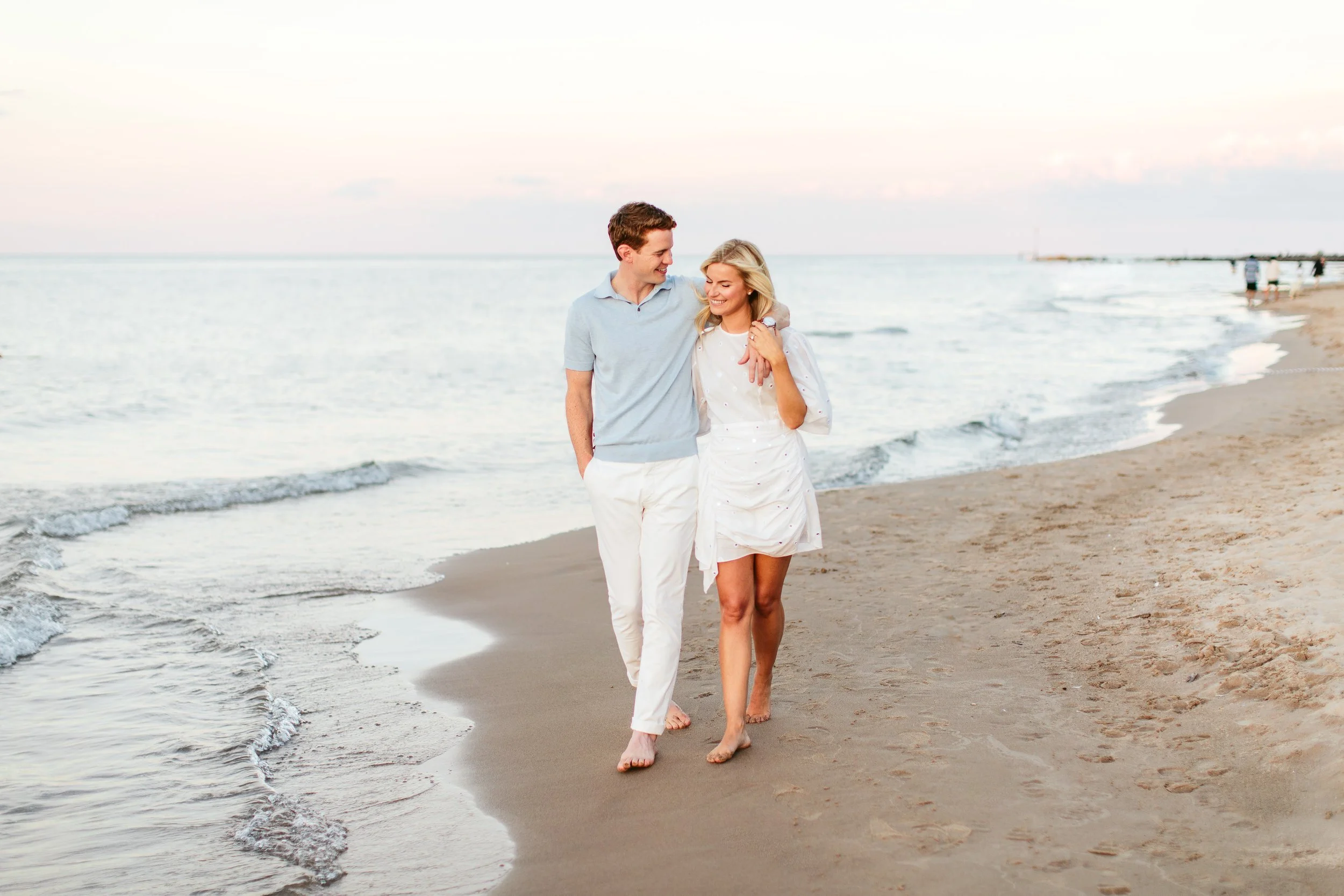 Caroline &amp; Brendan, North Shore Engagement Session at Gillson Beach in Wilmette, IL