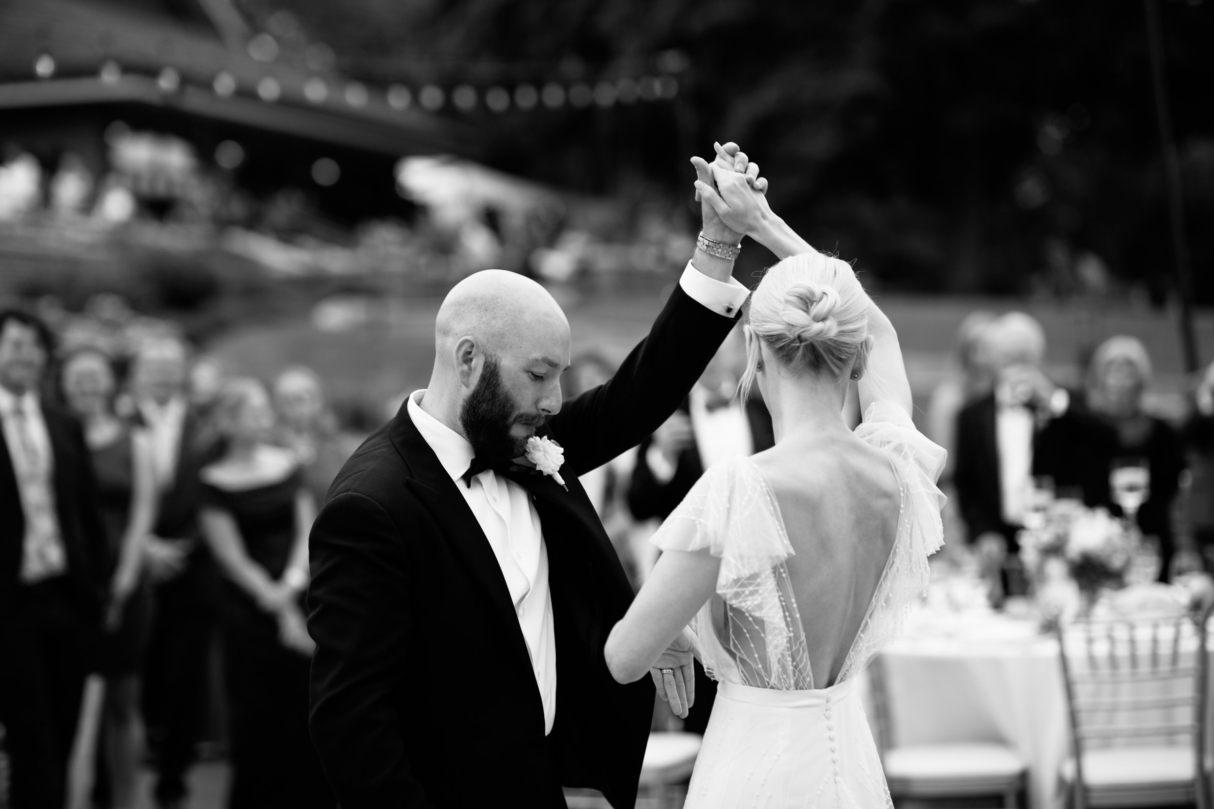 Hannah &amp; Scott, Whimsical, Warm Summer Wedding at Skokie Country Club