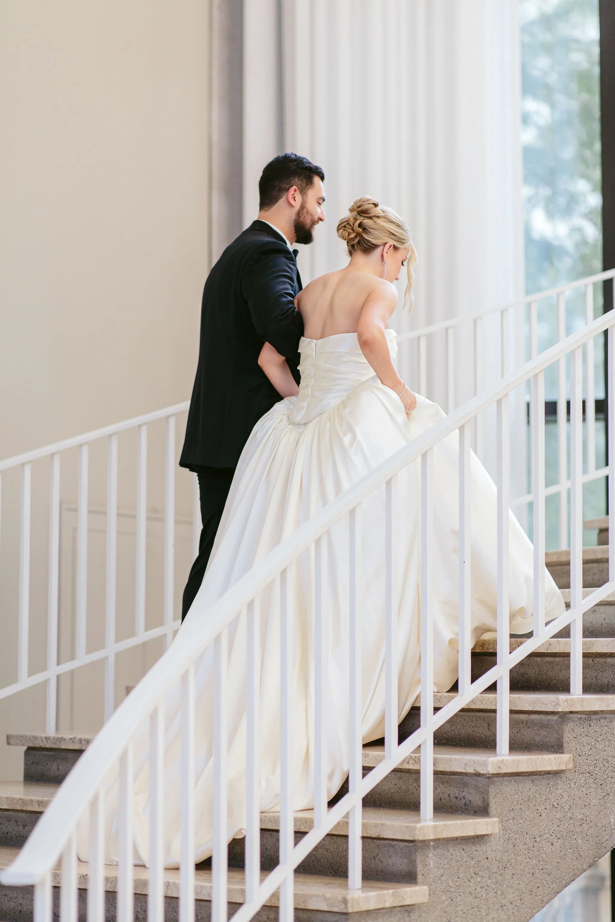 NicodemCreative-Nicole+SamWedding-ArtInstituteofChicago-194.jpg