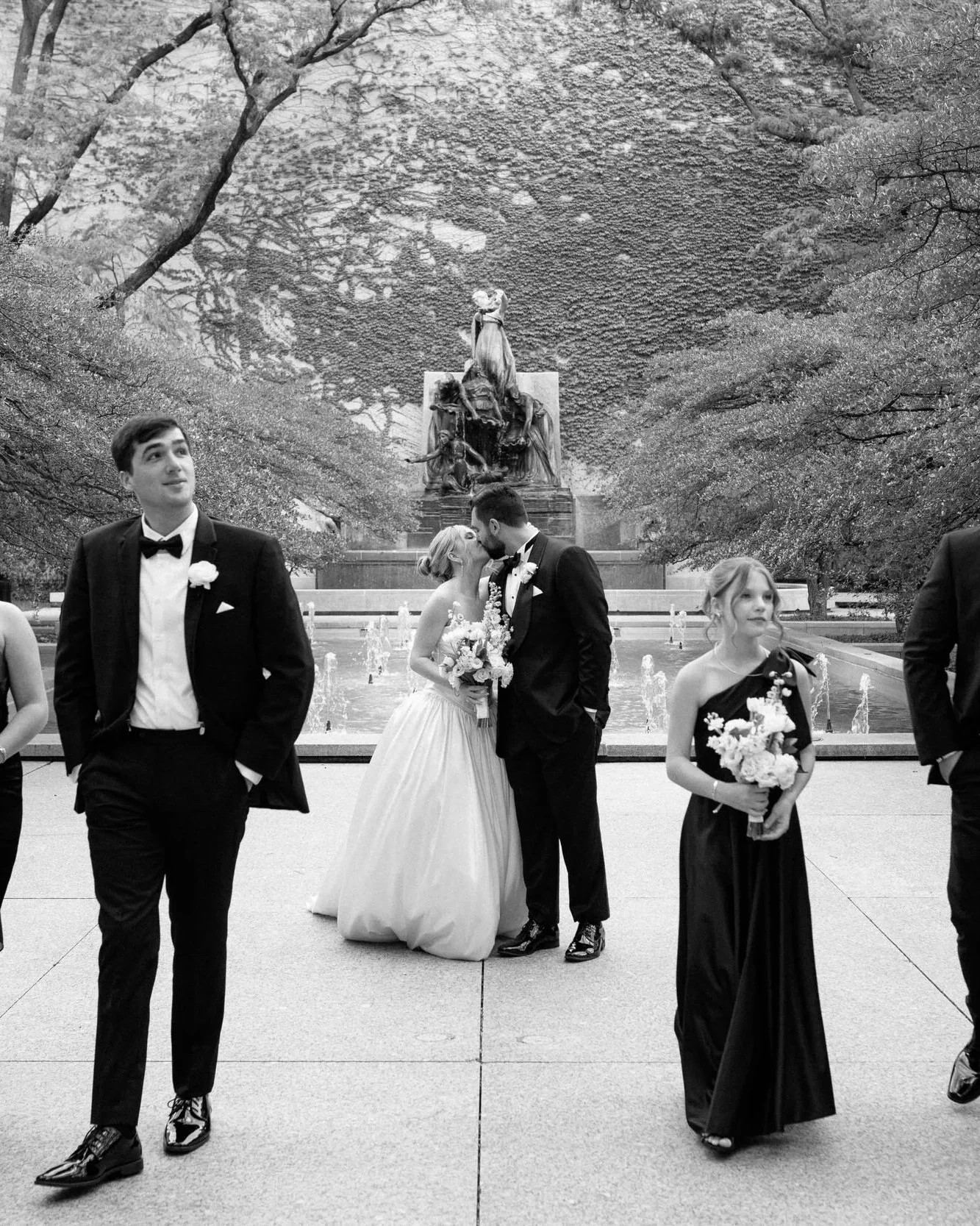 NicodemCreative-Nicole%2BSamWedding-ArtInstituteofChicago-271.jpg