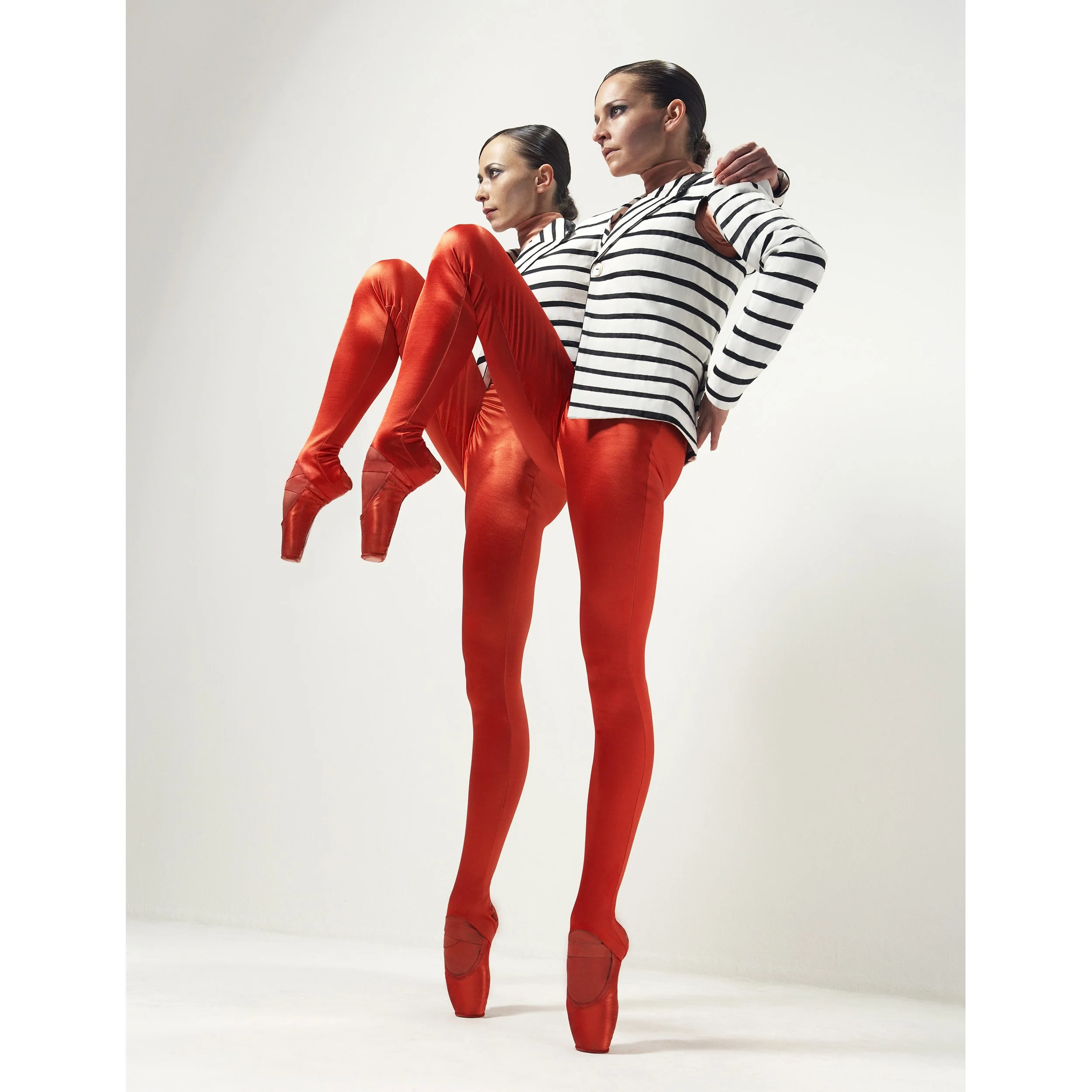 Final Dancers_12x16_Barbican_book_Fv01 SQ.jpg