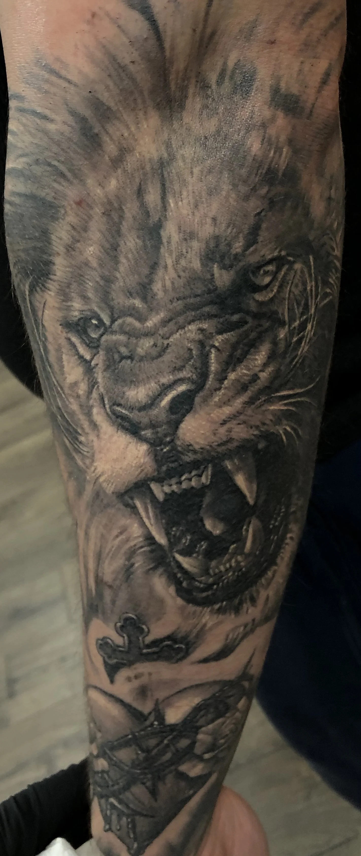 Mike Carro Lion Tattoo.jpg