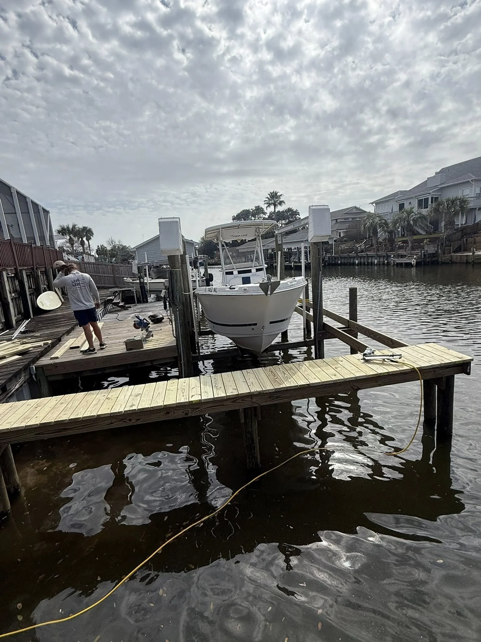 lift in canal.jpg