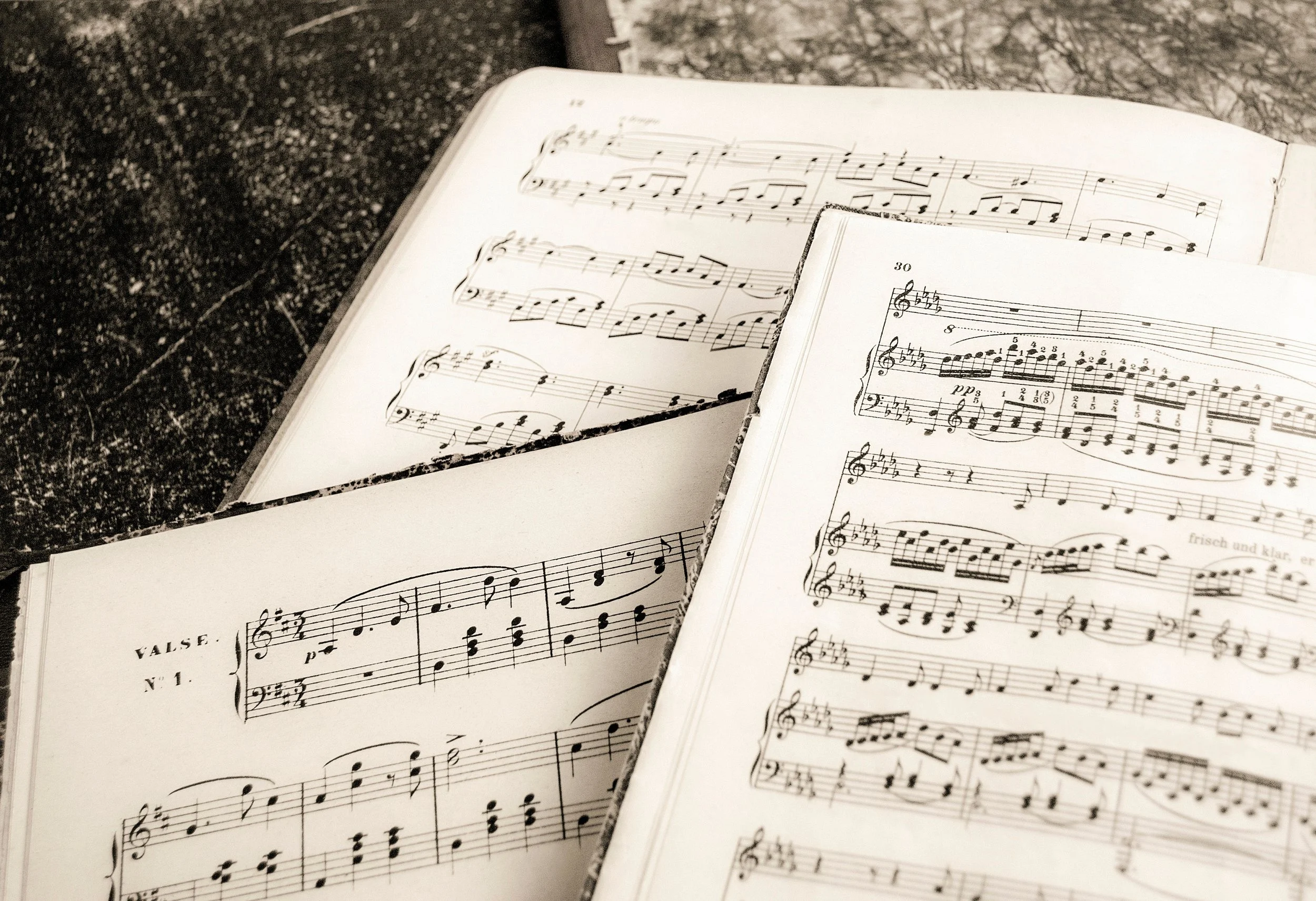 Video Directing for Live Performances