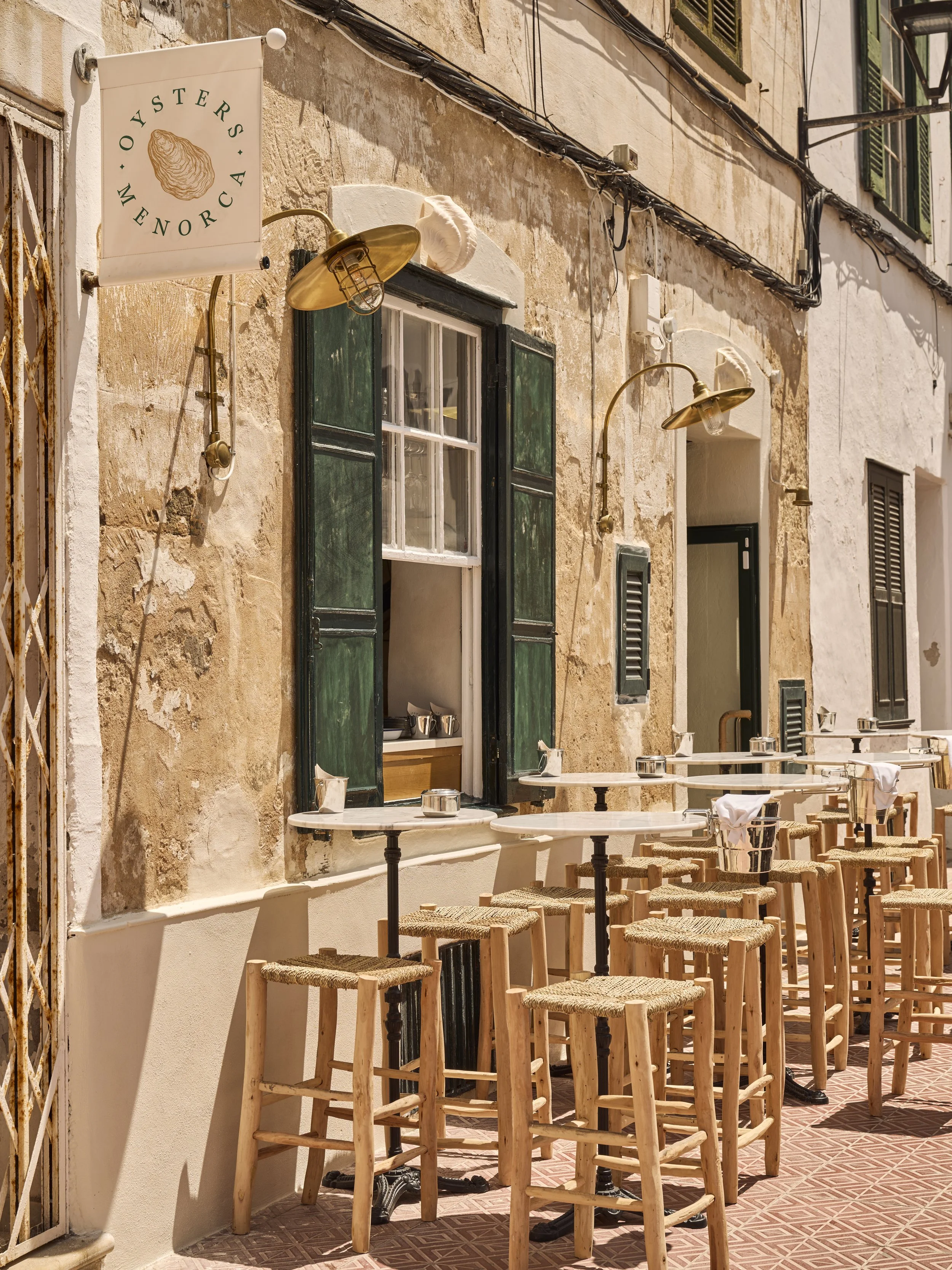 Oysters Menorca interior