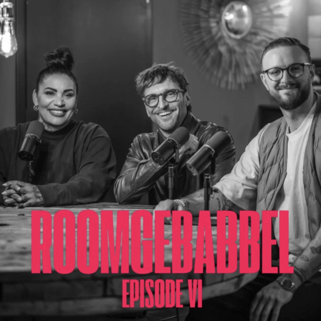 Cover der sechsten Folge des Podcasts Roomgebabbel von Tiffany Kirkland mit Alex von Trentini, Starfriseur, zu Gast.