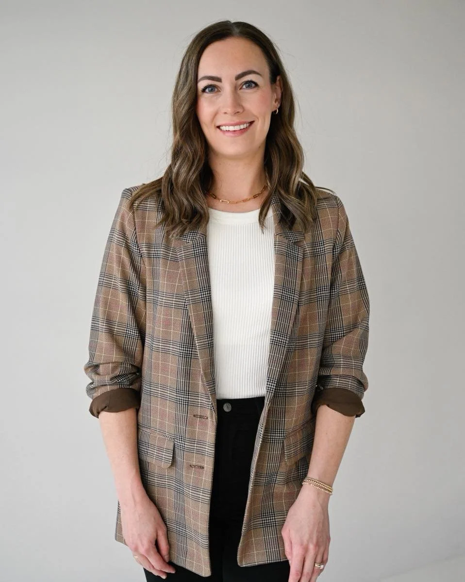 We can't wait to have Jordan back in our Salon! 

She will be returning to West 85th on May 5th! Book in with her now!