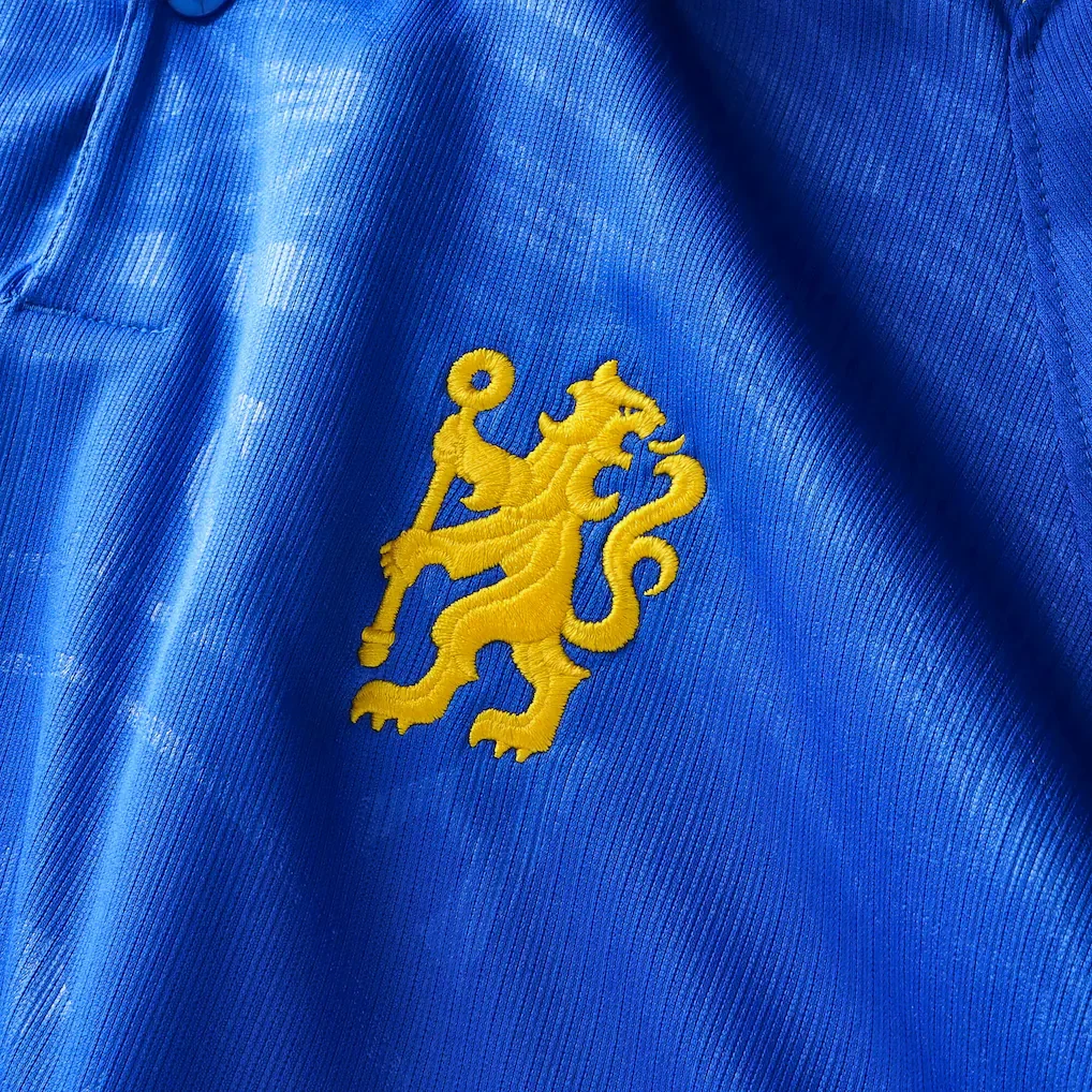 chelsea-nike-home-stadium-shirt-2026-27_ss5_p-203532222+pv-10+u-dxj9veemnl5uzdndnftl+v-jnqudvrbgqgrwqrbm38u.webp