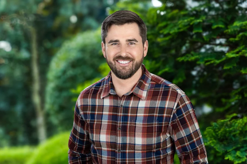 Donald Skinner, FarmForward Strategies founder, standing