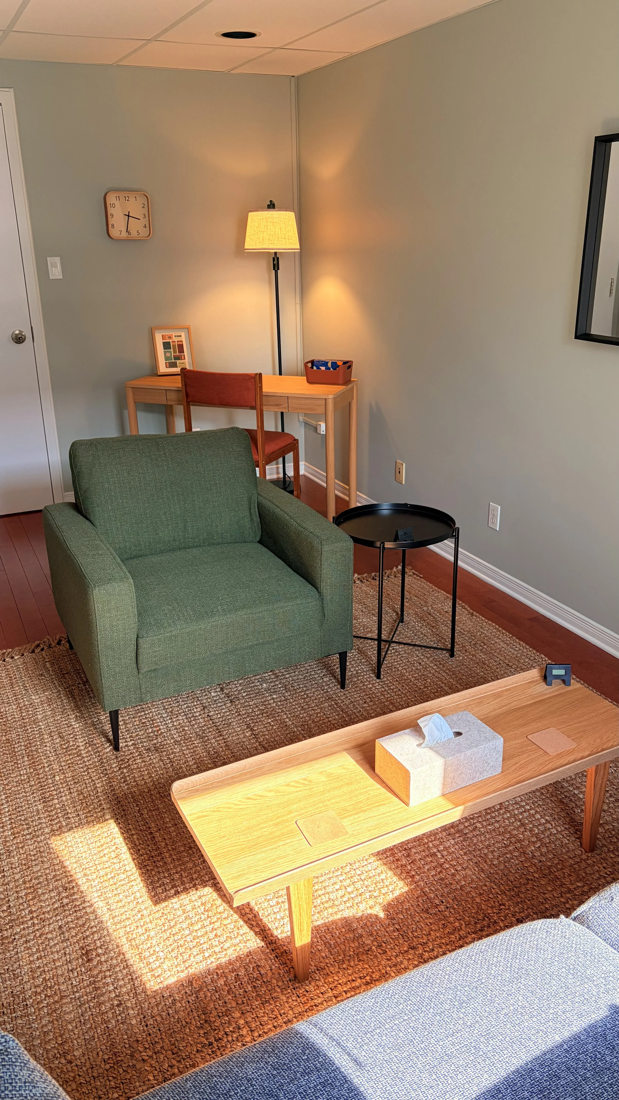 Couples Therapy Ottawa office space at 437 Gilmour street in Centretown.