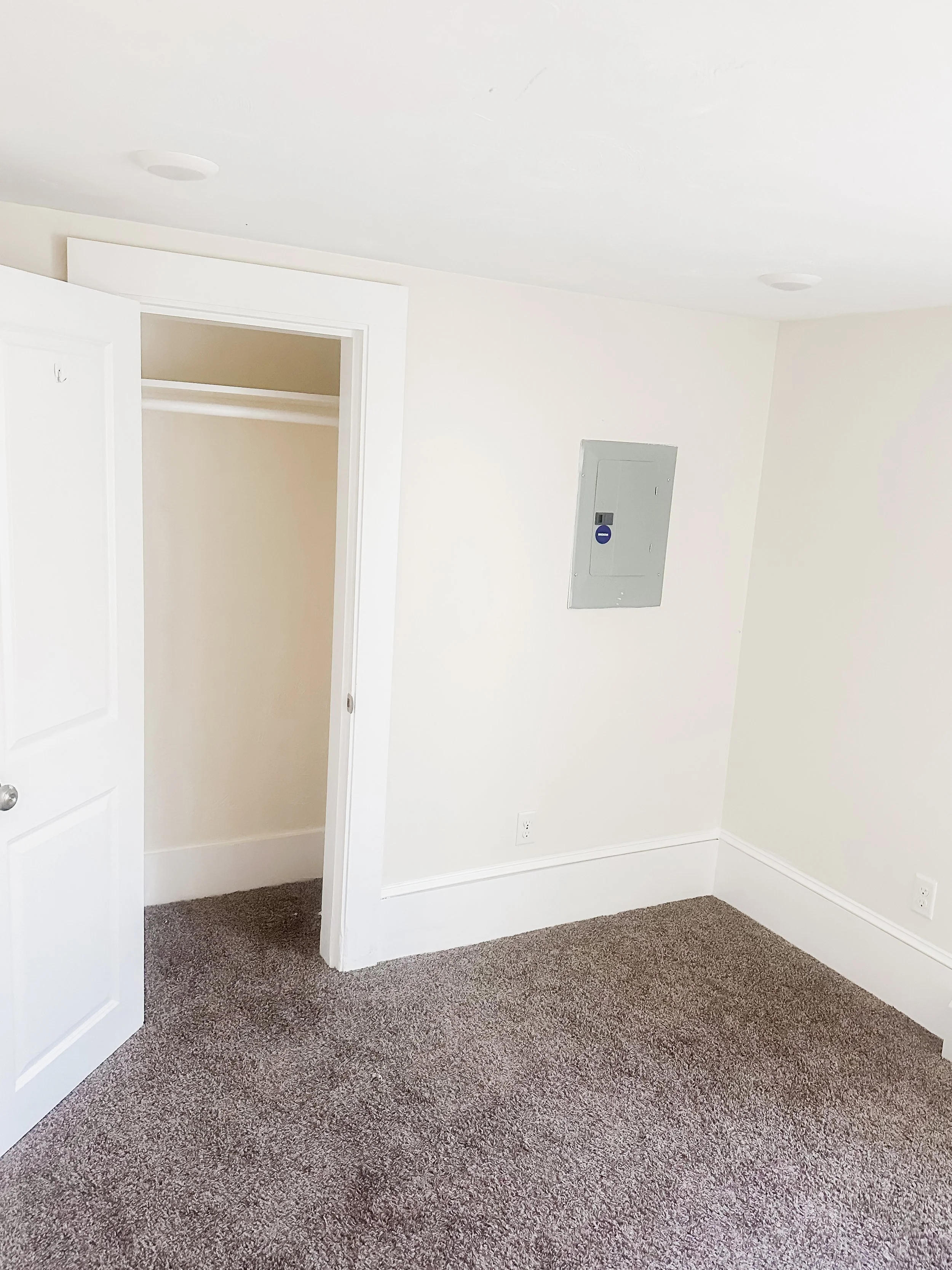 rental-property-bedroom-prep-worcester-ma.jpg