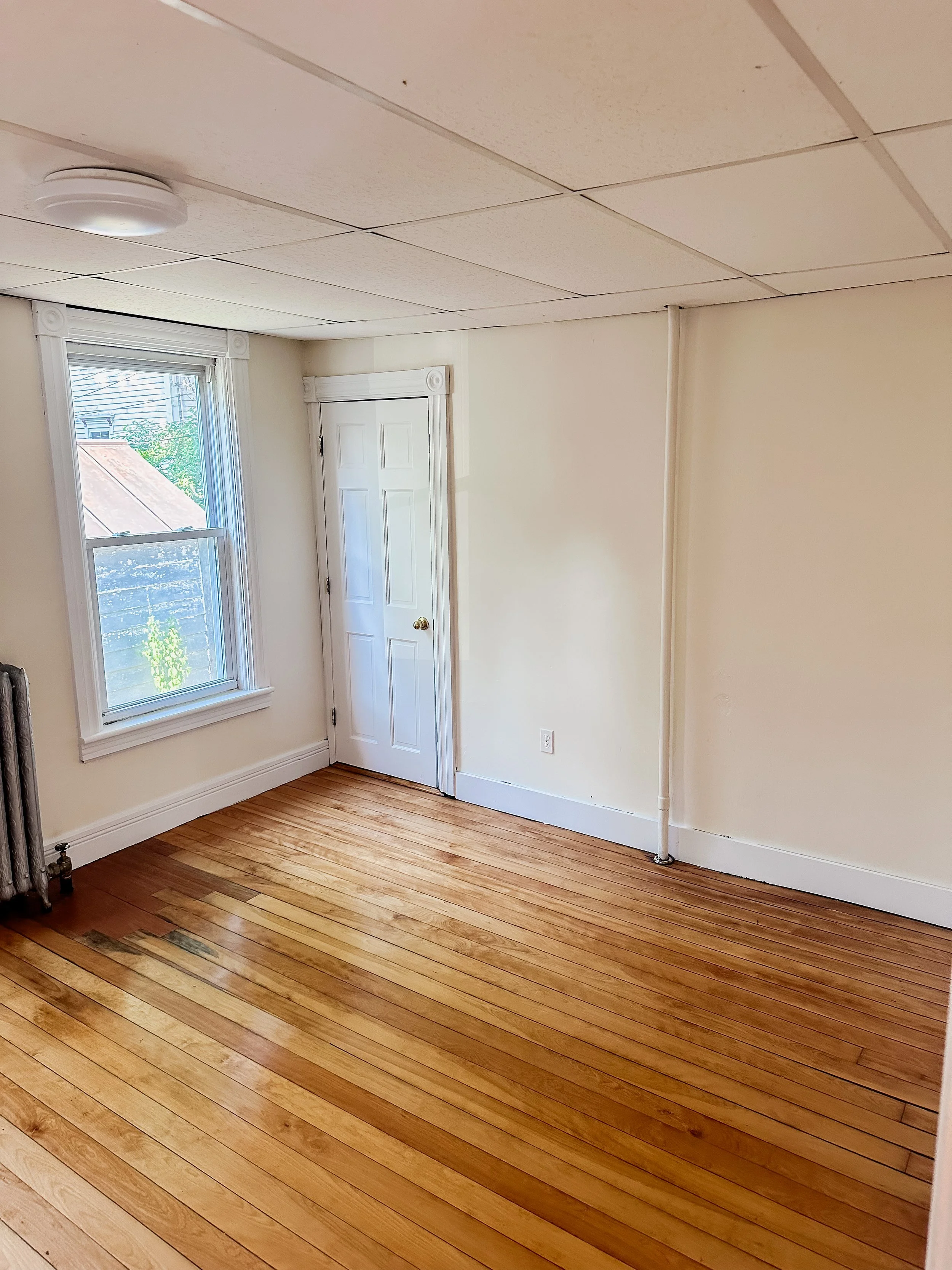 rental-prep-hardwood-floor-refinish-worcester-ma-apartment