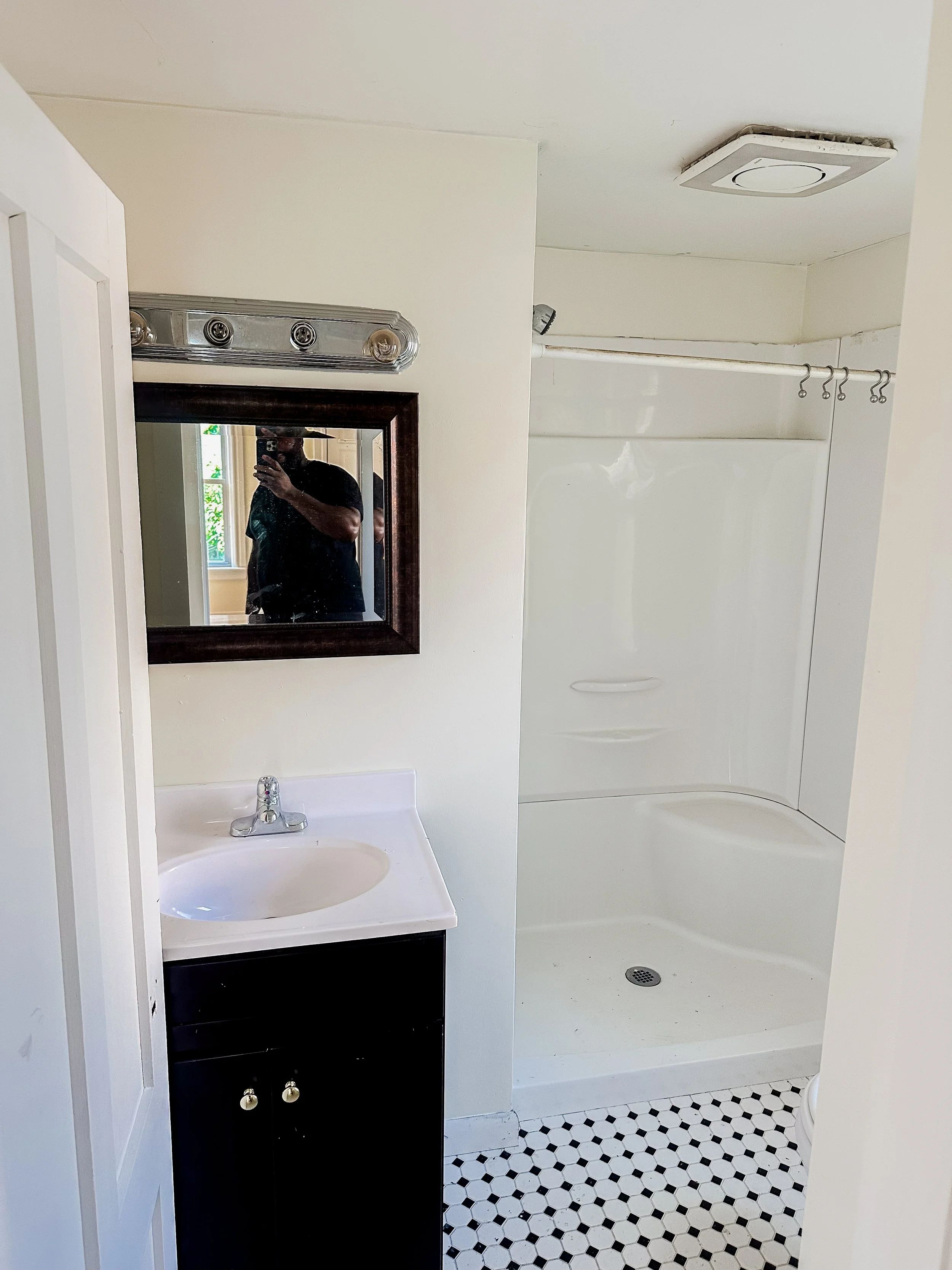 apartment-bathroom-update-rental-prep-worcester-ma