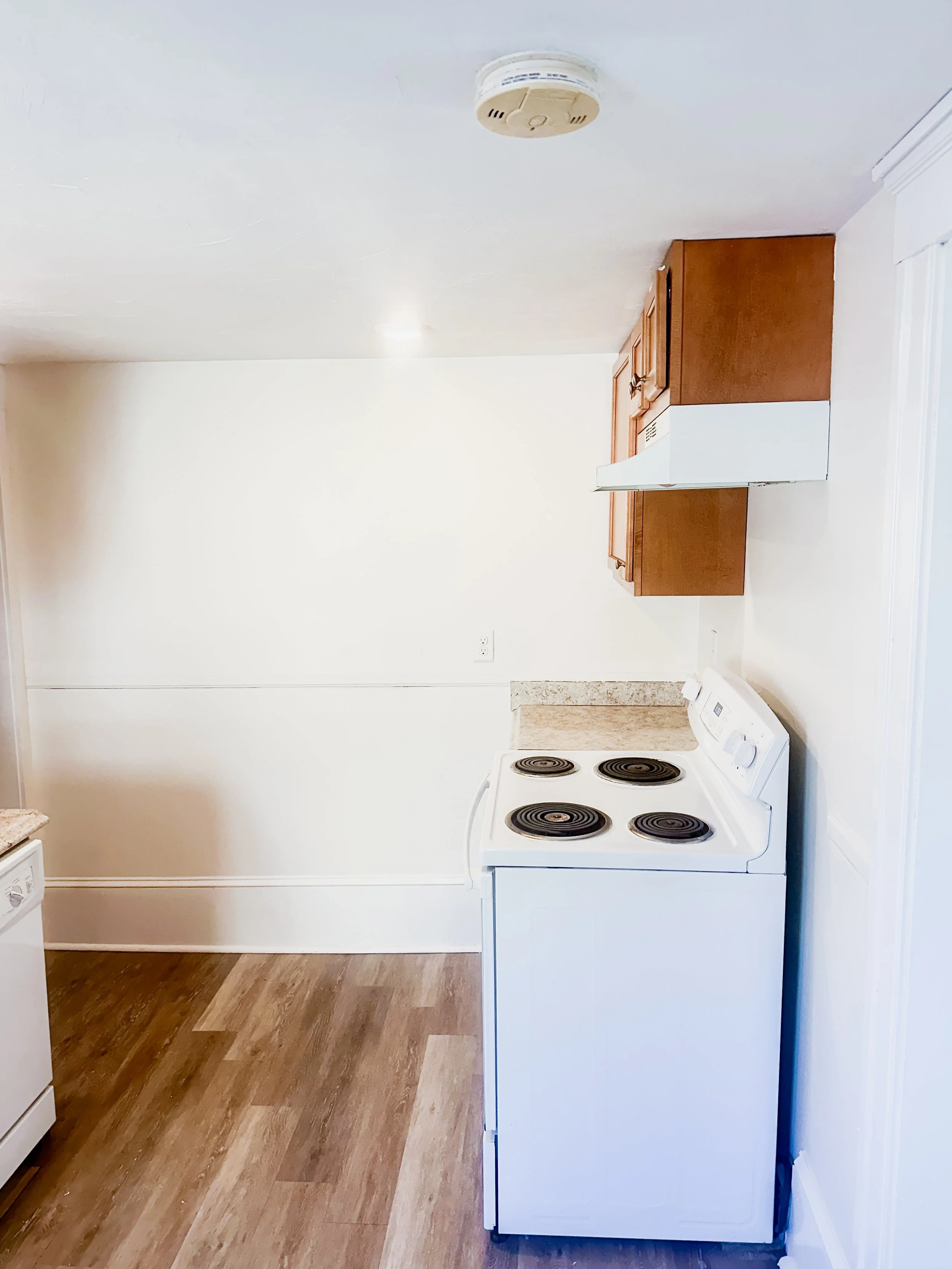 apartment-turnover-clean-kitchen-rental-prep-worcester-ma