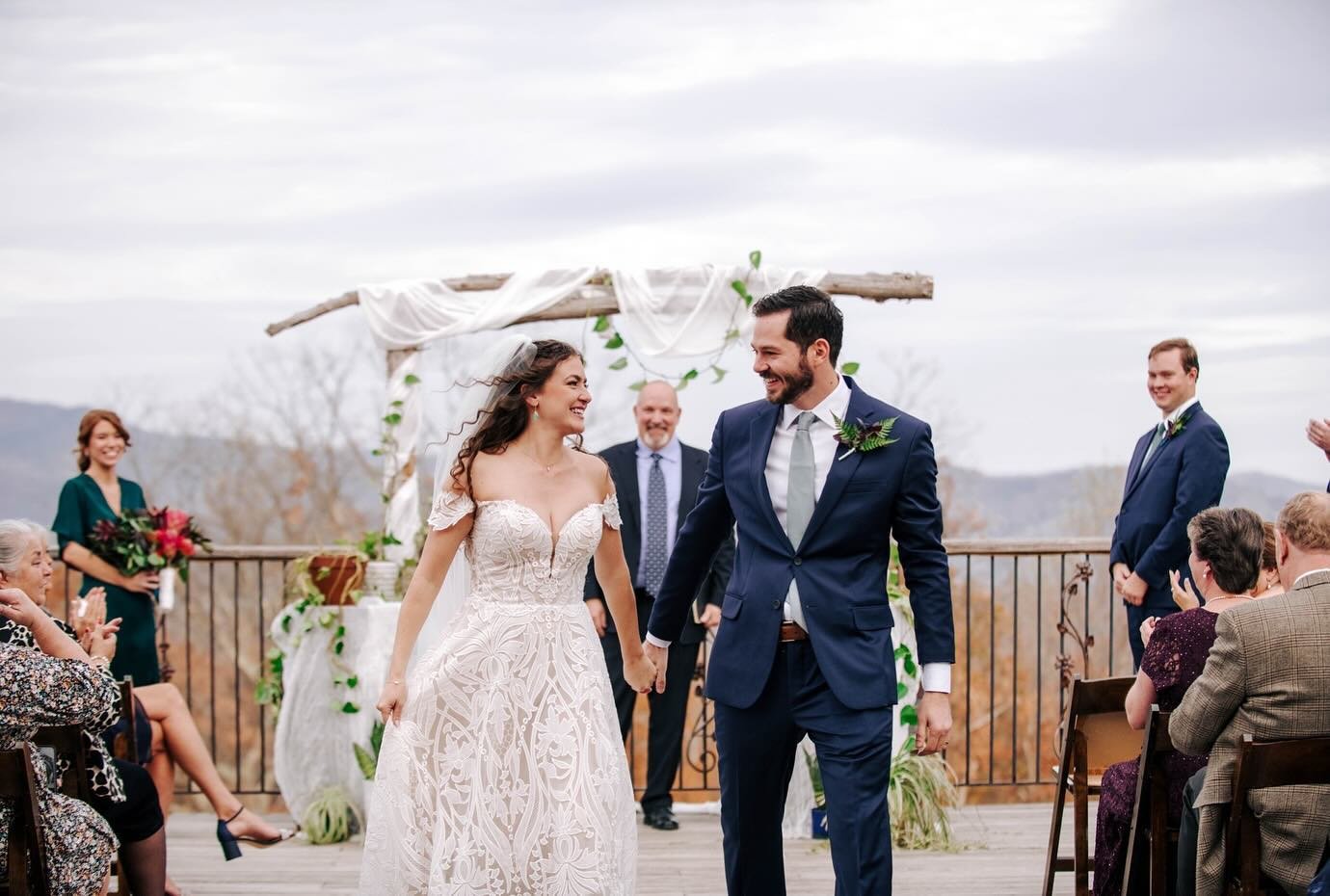 Julianne in this boho chic @bylillianwest gown from @urbansetbride 💫 

Captured by @lbeechaum 
Venue @lydiamountainlodge