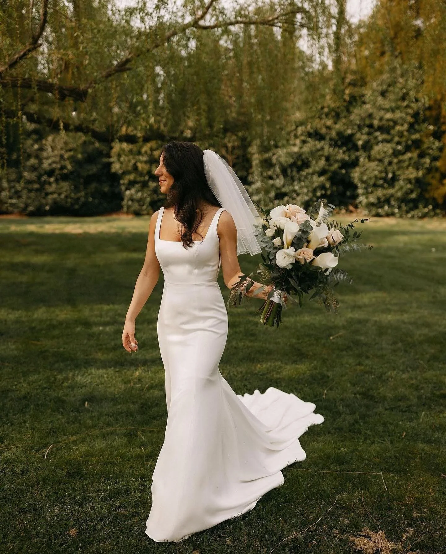 Alessa in @jennyyoonyc from @urbansetbride 🤍🪡

Captured by @shannon_hennessey