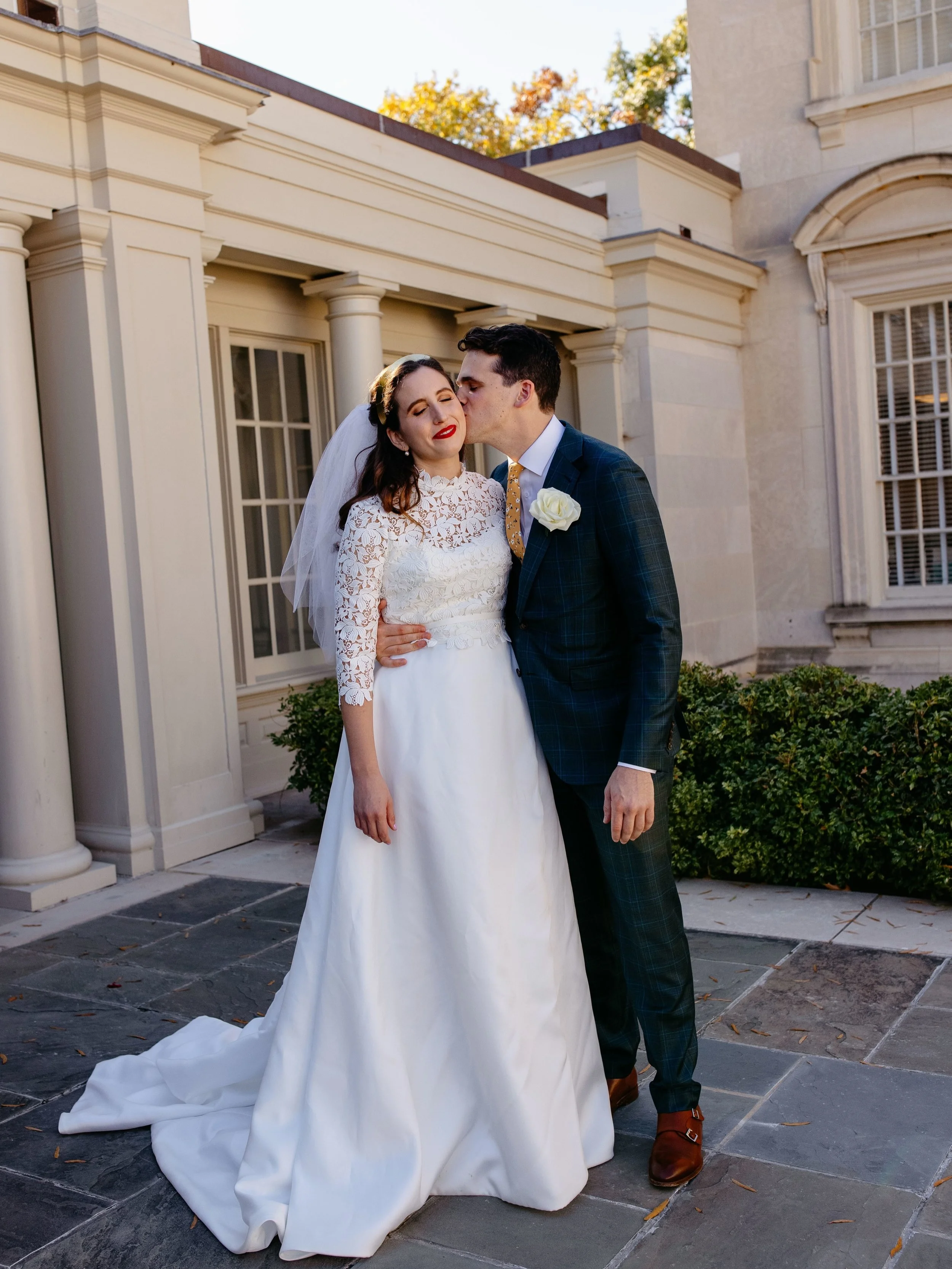 Elegant Vintage Vibes 🥂 Laura in an @urbansetbride gown with a @jennyyoonyc lace topper 

📸 @justinemontigny