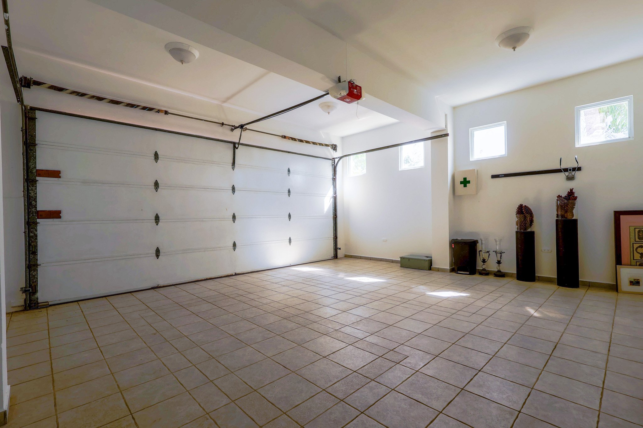 White Mansion Lighter-12.jpg