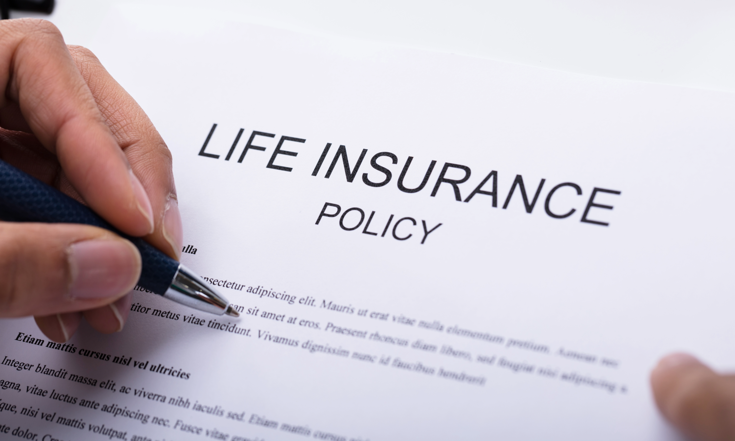 Pros and Cons of an Employer-Based Life Insurance Policy
