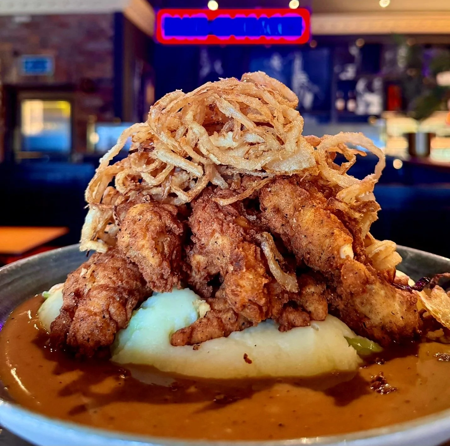 🐔 THE ORIGINAL CHICKEN STACK 🐔 

American Fried chicken on creamy champ, with tobacco onions and pepper sauce 🤤 

Our famous #chickenstack remains an OG staple of our menu at #bluechicago 😊

The perfect treat yourself meal if you ask us 😋 😉 

A